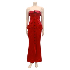 YVES SAINT LAURENT, robe de soirée rouge sans bretelles avec poches, 1983