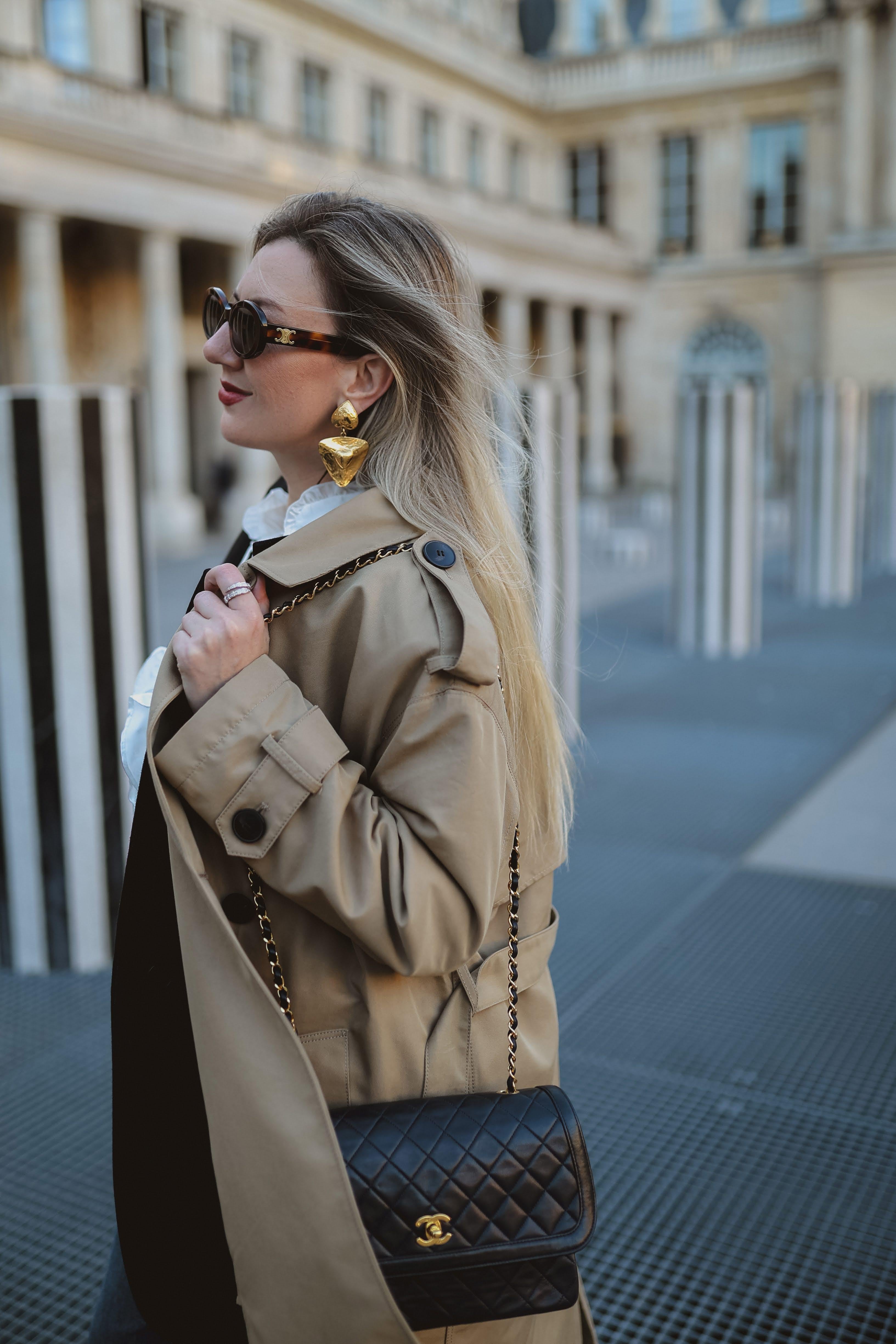 Yves Saint Laurent 1990s Heart Clip-On Earrings by Robert Goossens in vendita 4