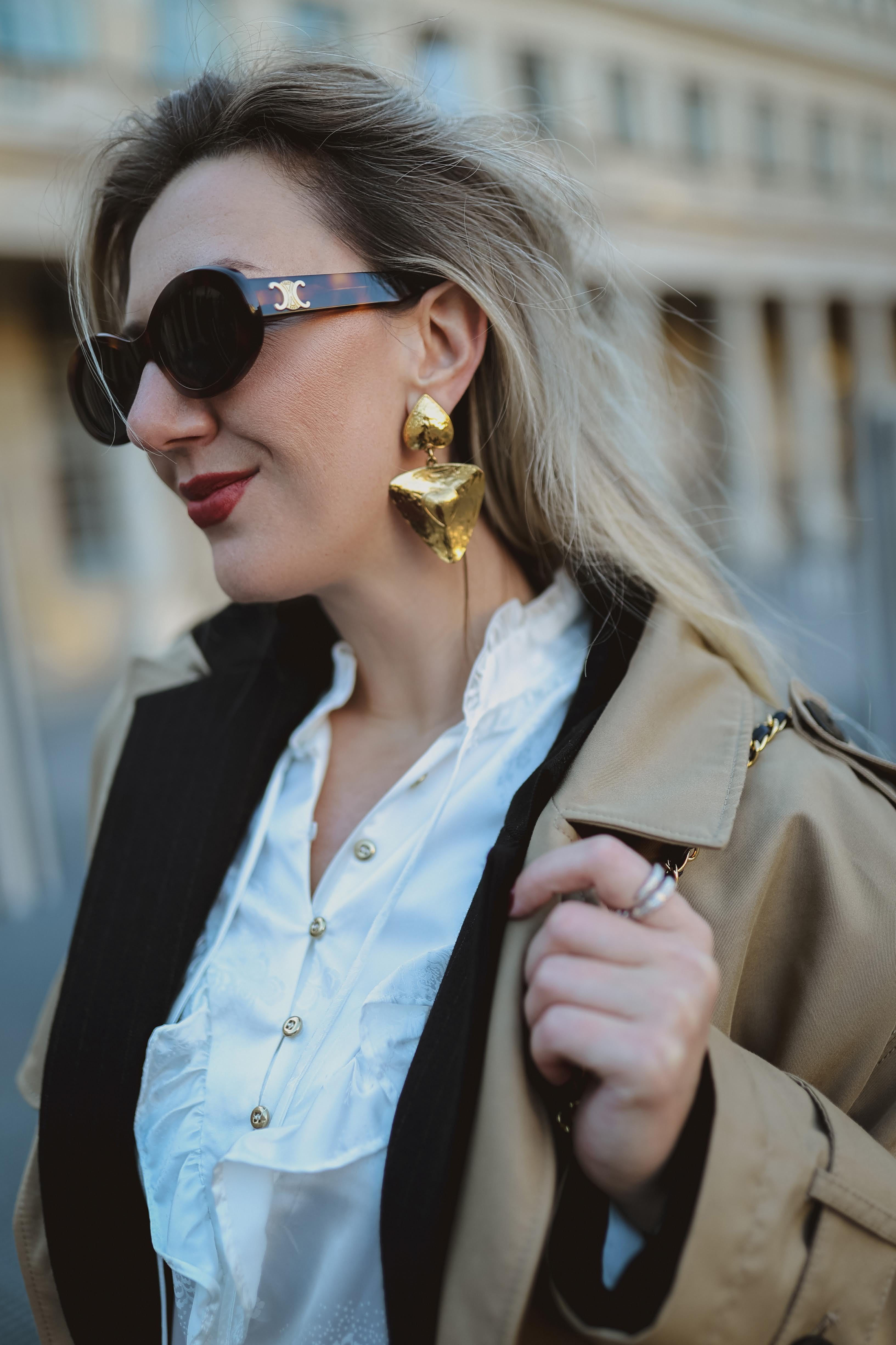 Yves Saint Laurent 1990s Heart Clip-On Earrings by Robert Goossens in vendita 5