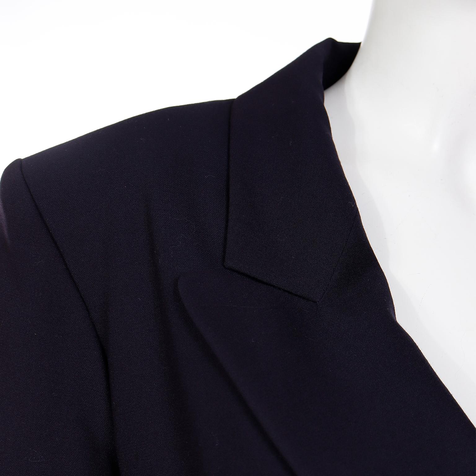Yves Saint Laurent 1991 Navy Blue Wool Blazer Jacket w Faux Gold Coin Buttons For Sale 3