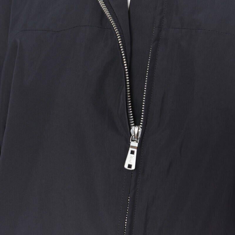 Yves Saint Laurent 2009 cappotto in nylon nero con coulisse FR38 S in vendita 4