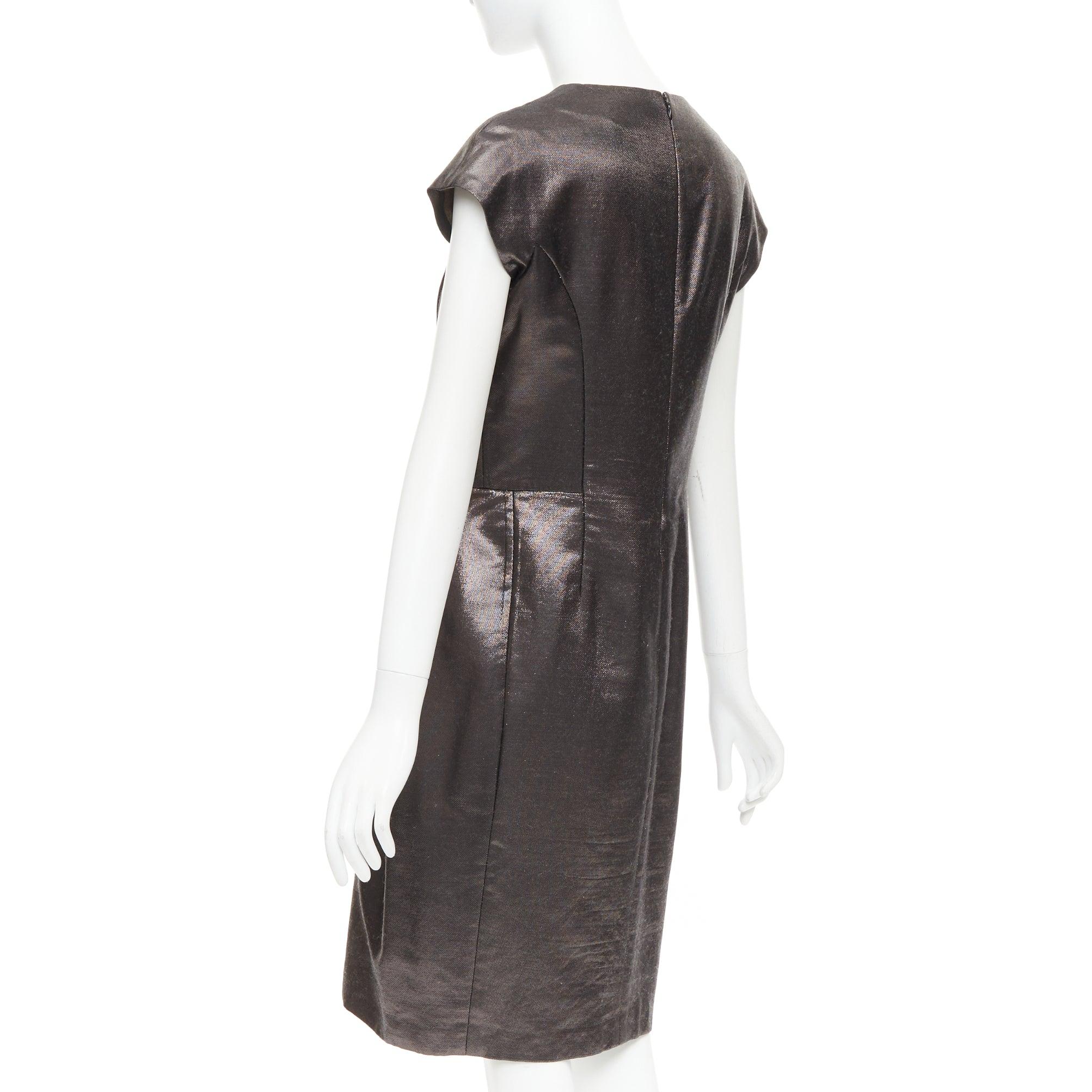 YVES SAINT LAURENT 2009 bronzefarbener Metallic-Look V-Ausschnitt Etuikleid FR40 S im Angebot 2