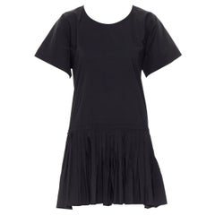 Yves Saint Laurent 2010 abito tunica nero con gonna a pieghe e spacco laterale EU39 / 15,5