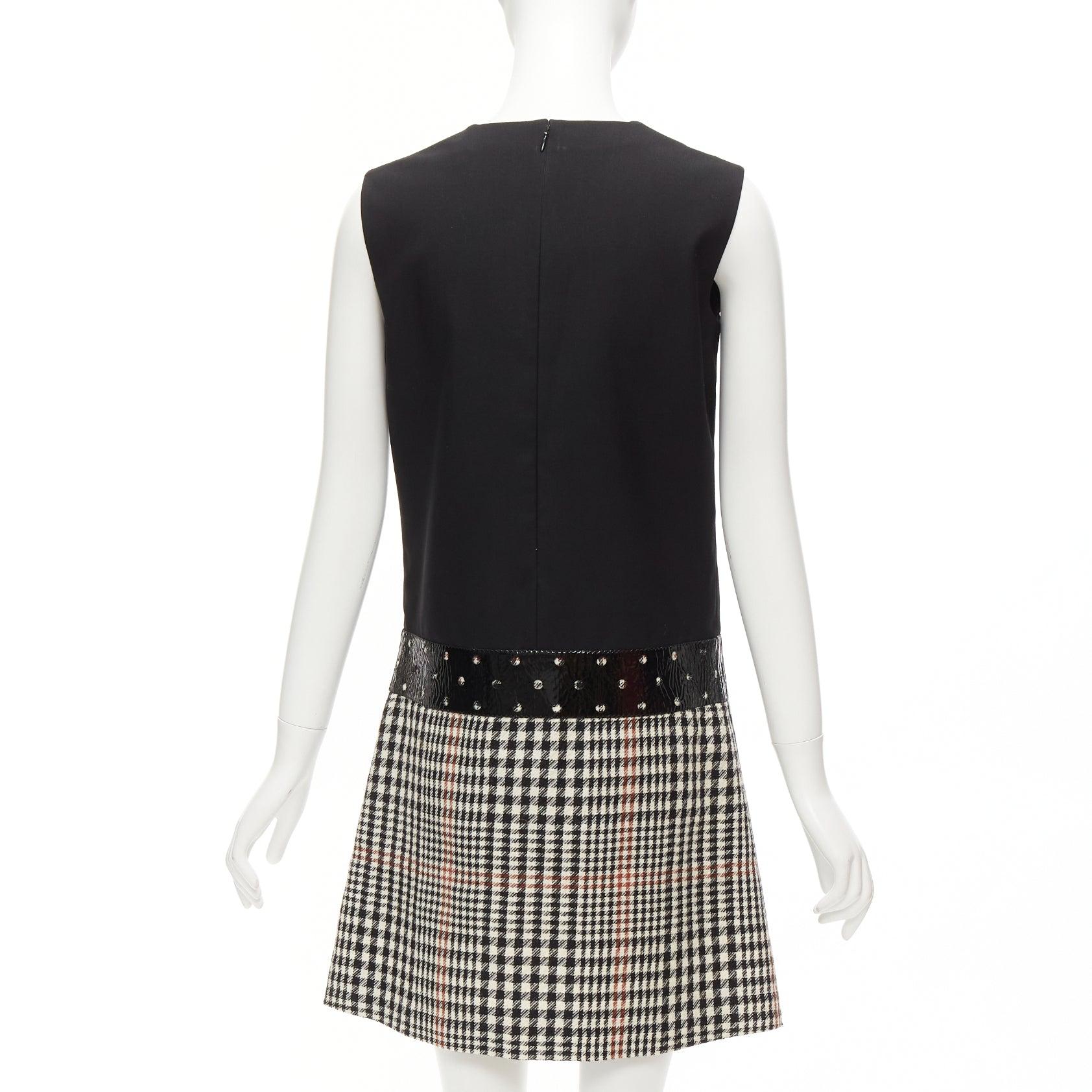 YVES SAINT LAURENT 2011 Pasarela lana negra pata de gallo vestido acampanado FR36 S en venta 1