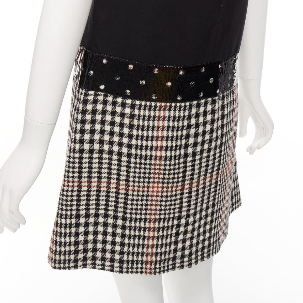 YVES SAINT LAURENT 2011 Pasarela lana negra pata de gallo vestido acampanado FR36 S en venta 3