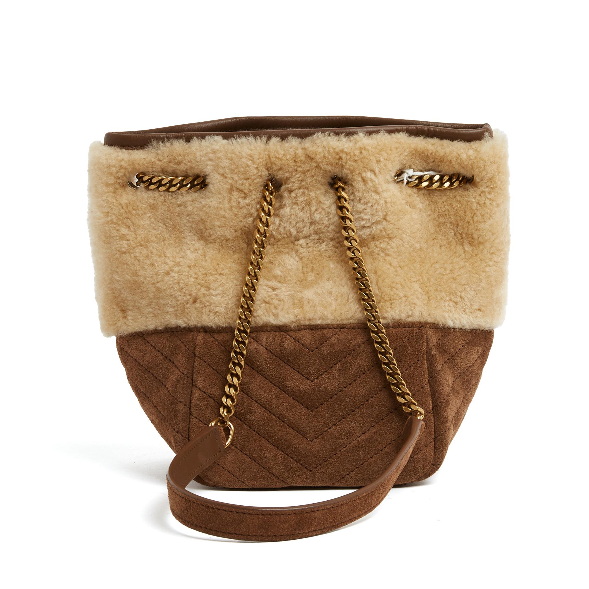 Yves Saint Laurent 2023 Sac Seau Mini Joe Bucket Bag aus Shearling und Wildleder, neu für Damen oder Herren
