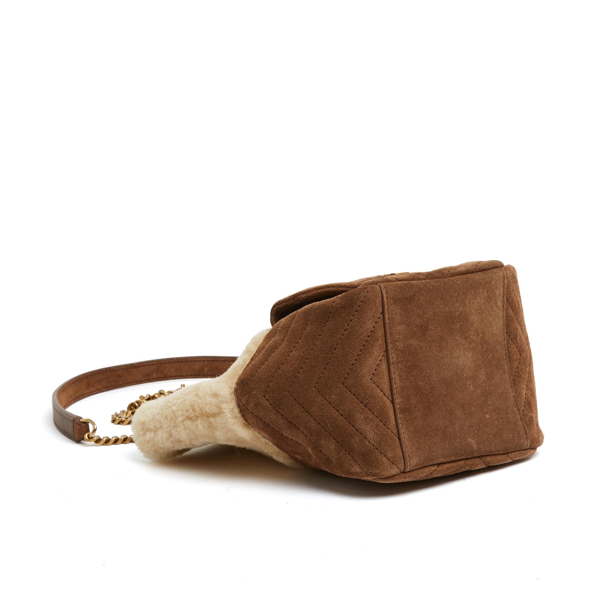 Yves Saint Laurent 2023 Sac Seau Mini Joe Bucket Bag aus Shearling und Wildleder, neu 1