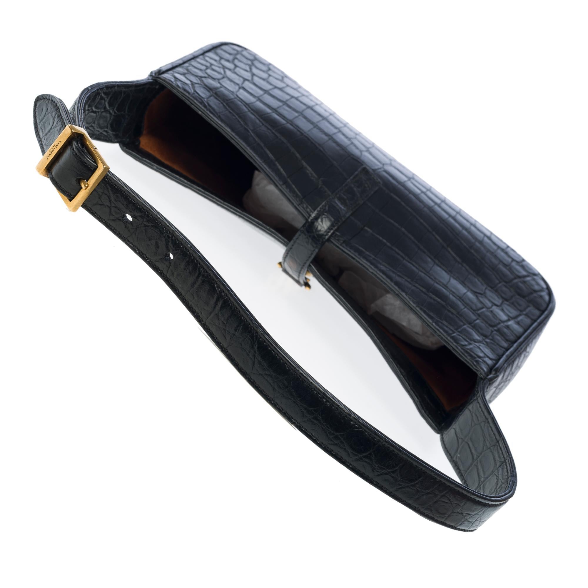 Yves Saint-Laurent 5 à 7 hobo bag in black calf leather, GHW 6