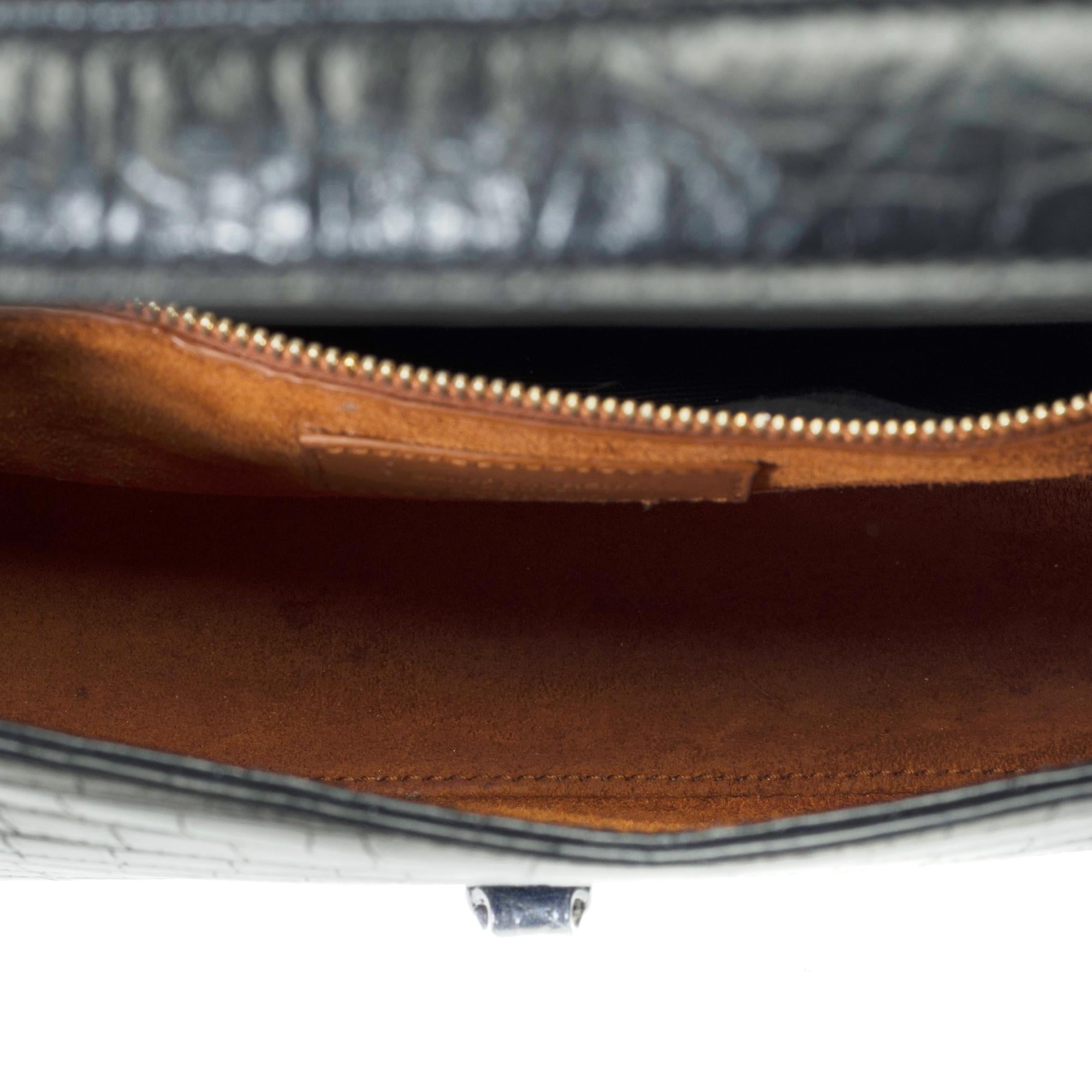 Yves Saint-Laurent 5 à 7 hobo bag in black calf leather, GHW 5