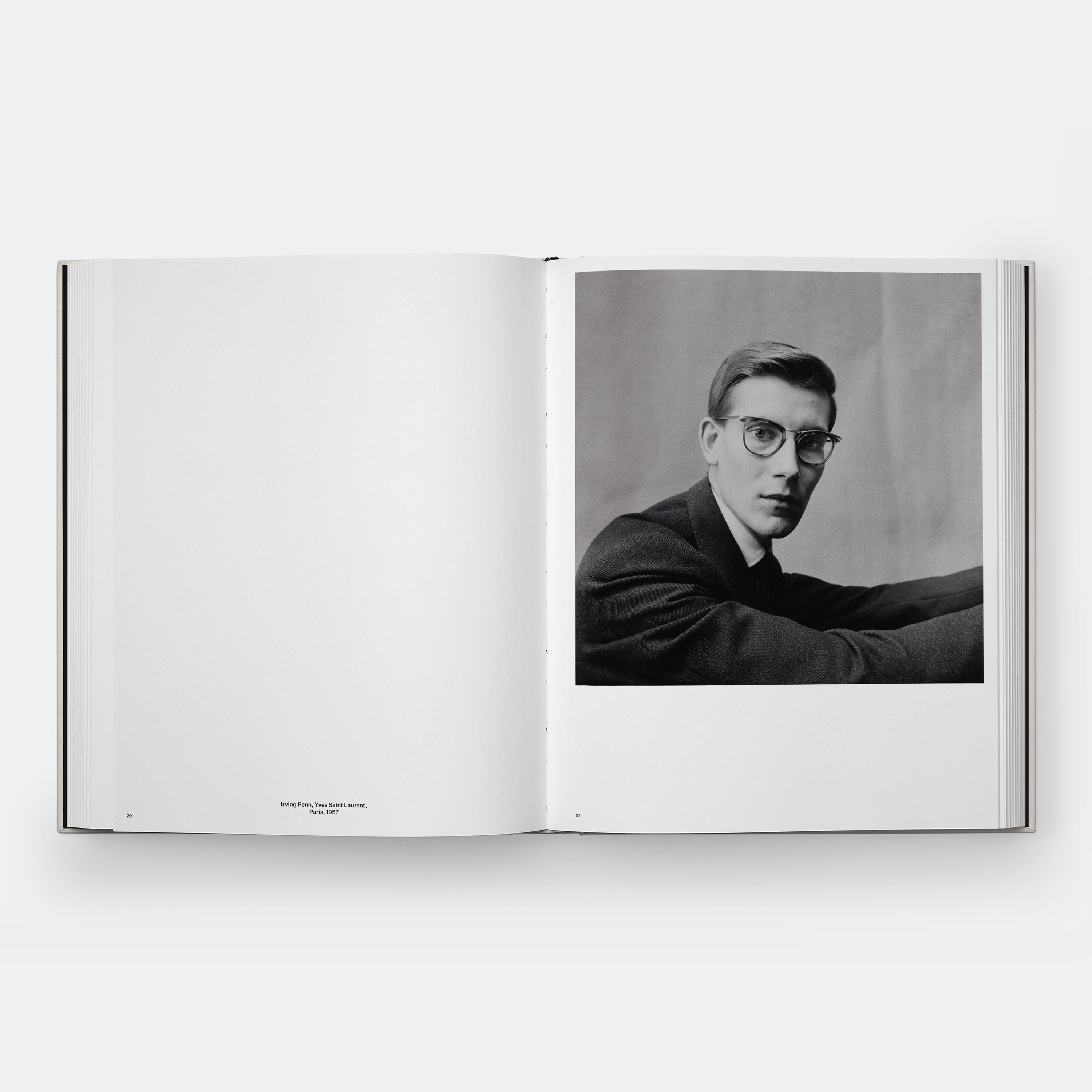 Yves Saint Laurent e la fotografia in vendita 3