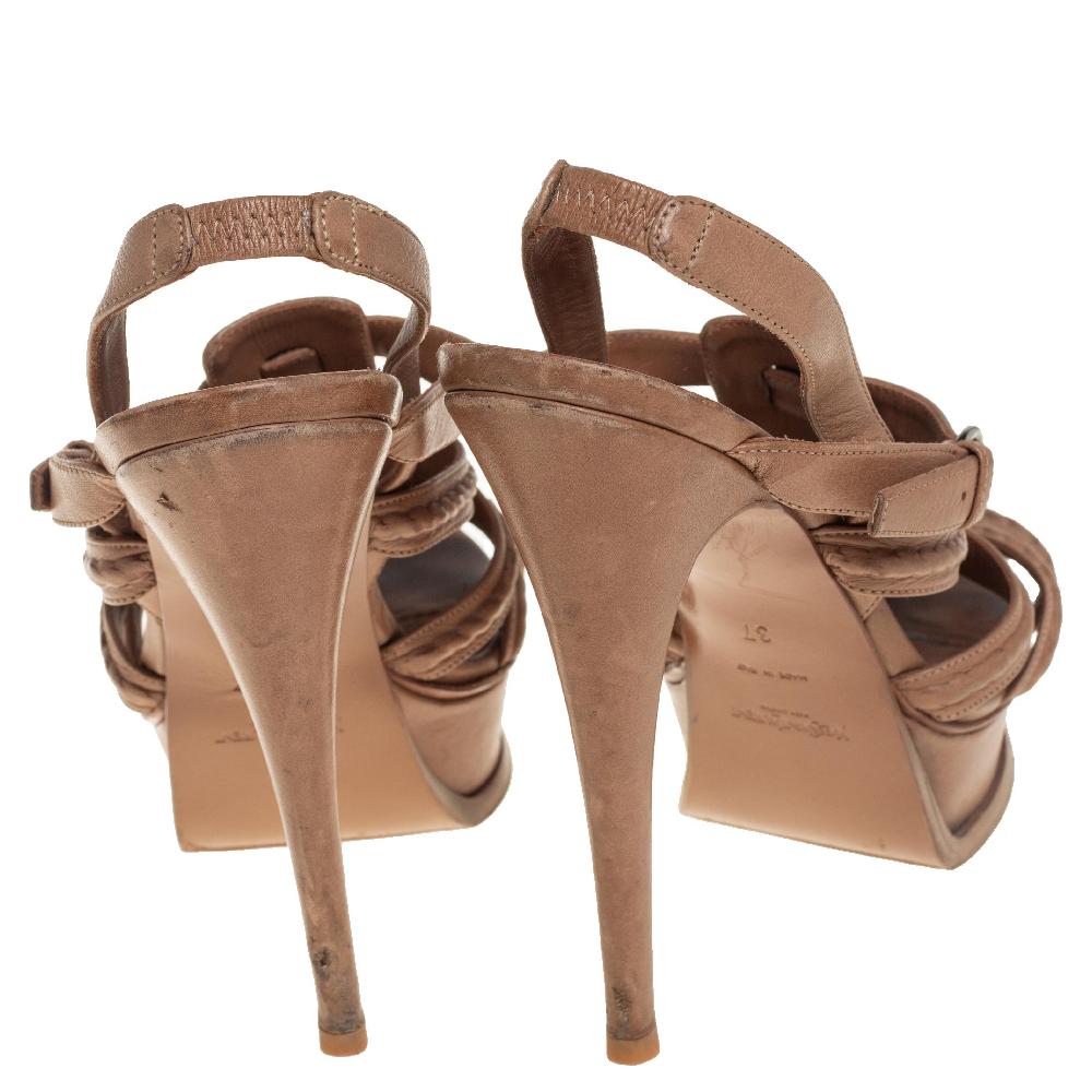 Yves Saint Laurent Beige Braided Leather Hamptons Platform Sandals Size 37 In Good Condition In Dubai, Al Qouz 2