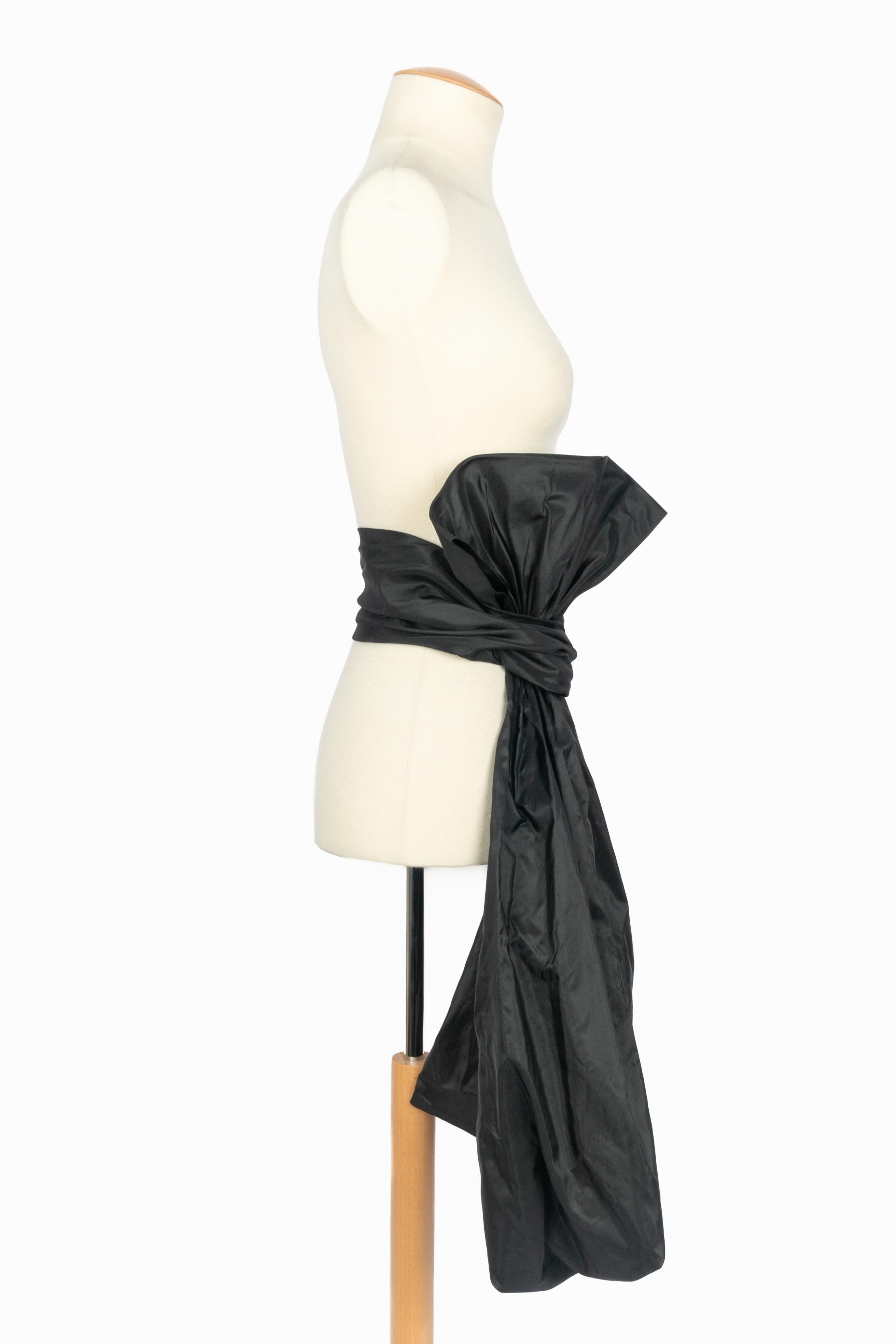 Ceinture Yves Saint Laurent Winter 1987 Excellent état - En vente à SAINT-OUEN-SUR-SEINE, FR