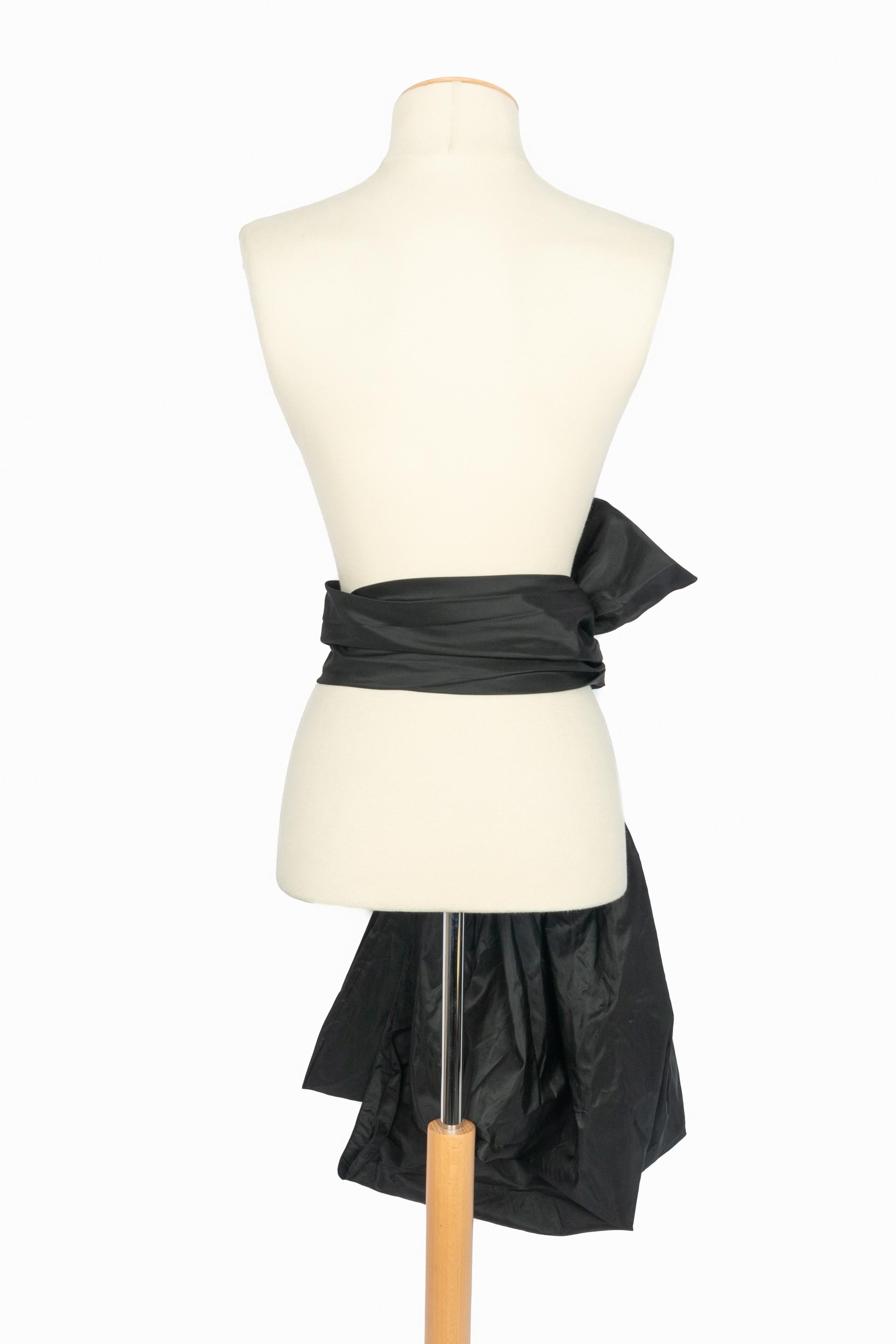 Ceinture Yves Saint Laurent Winter 1987 Pour femmes en vente