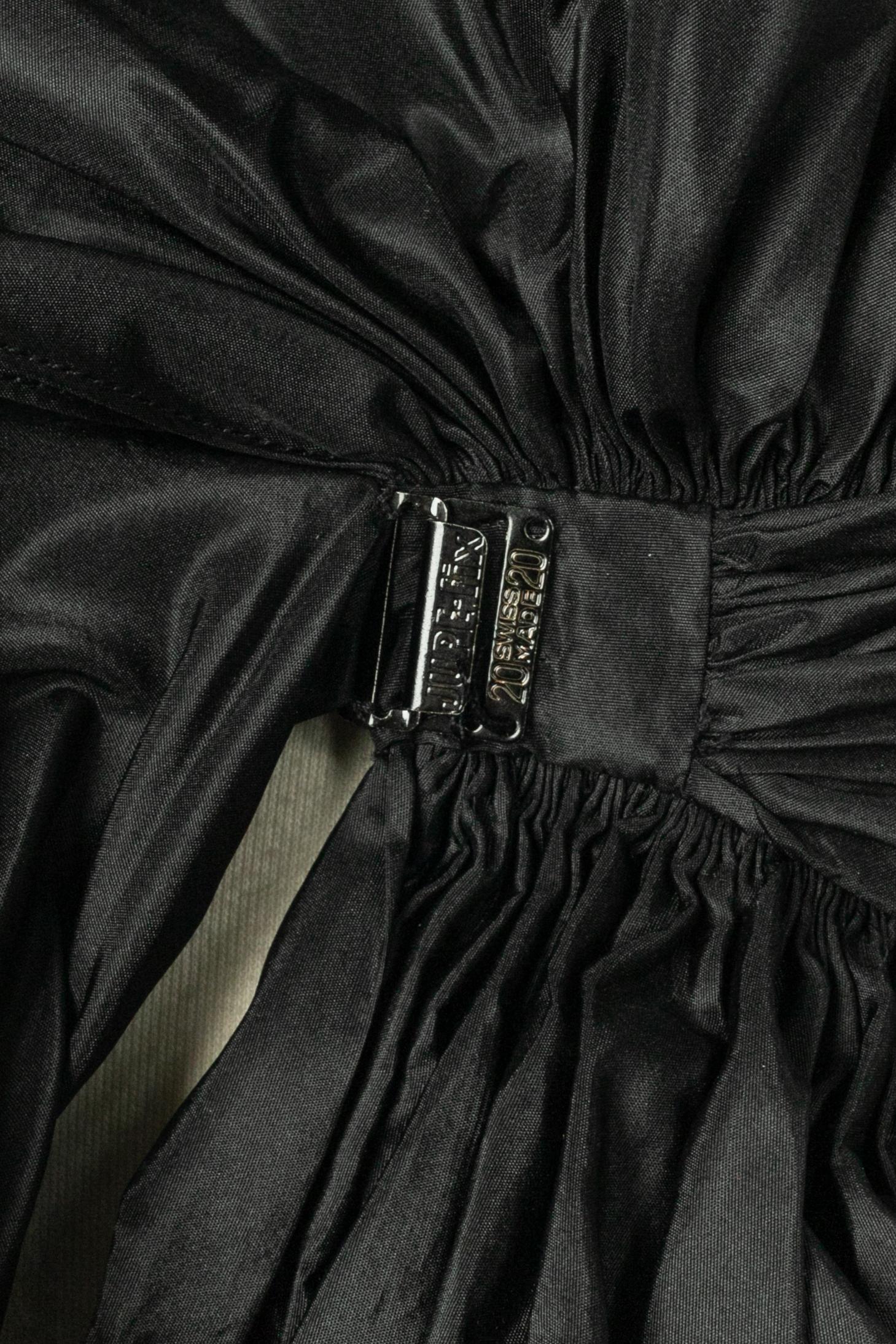 Ceinture Yves Saint Laurent Winter 1987 en vente 2