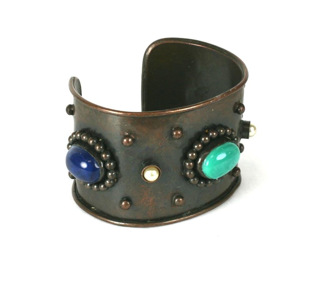 Taille ovale Yves Saint Laurent - Bracelet manchette style berbère en vente