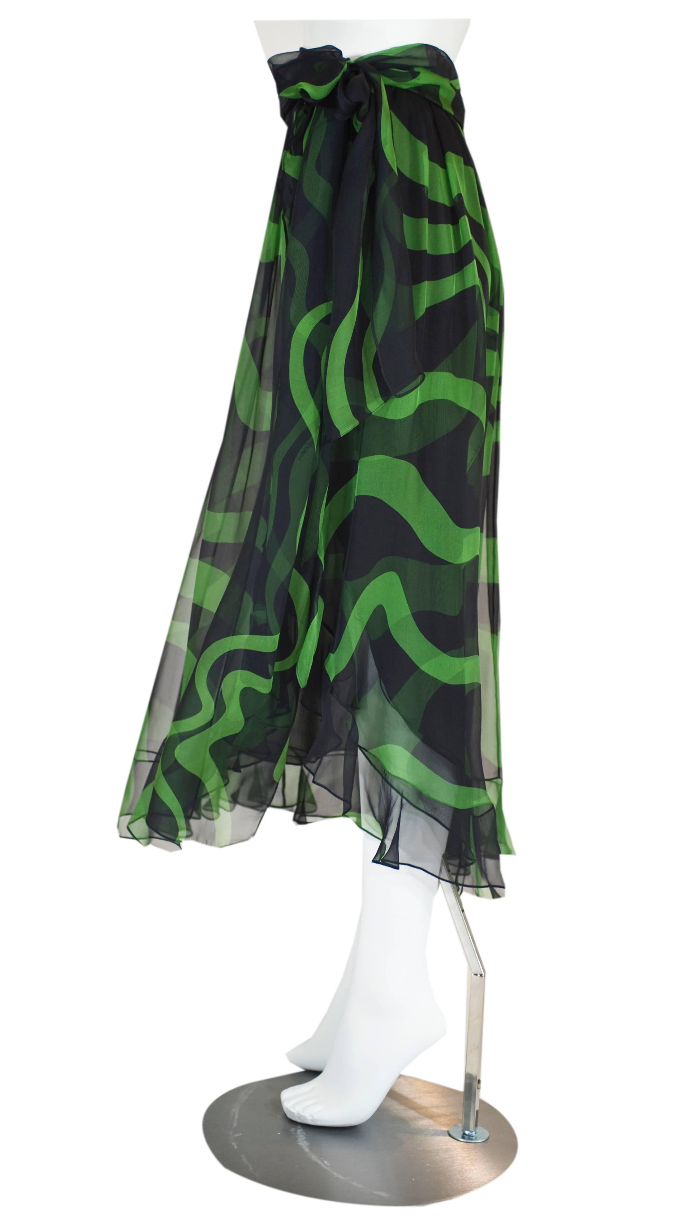 Yves Saint Laurent Black and Green Silk Chiffon Ruffle Trim Sash Skirt, 2004 In Excellent Condition For Sale In Boca Raton, FL