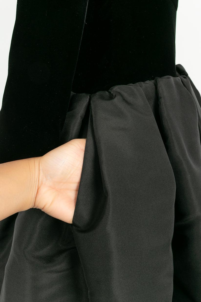 Yves Saint Laurent Black Asymmetric Dress in Velvet and Faille For Sale 3