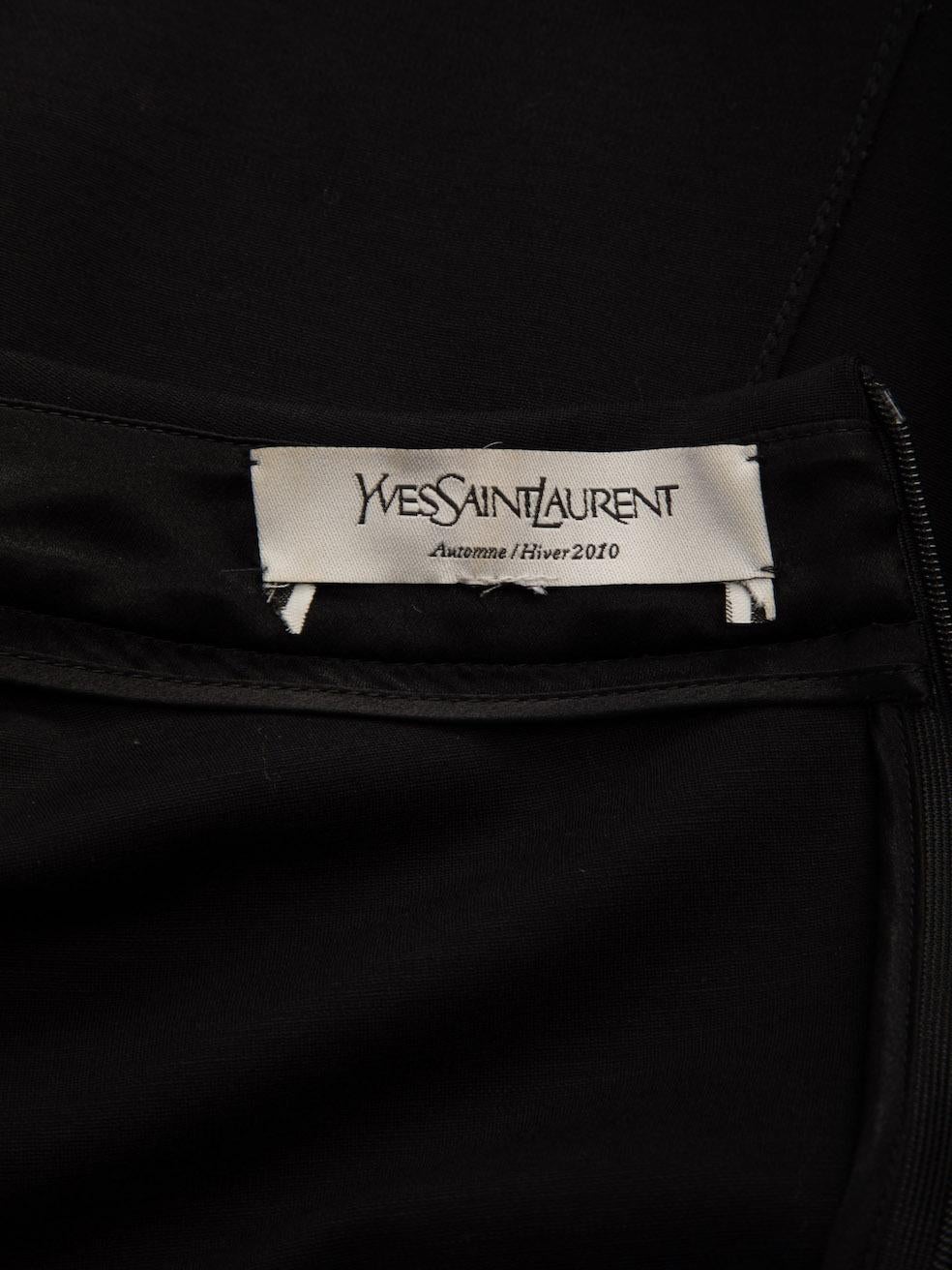 Yves Saint Laurent Black Autumn 2010 Wool Sleeveless Shift Midi Dress Size M For Sale 2
