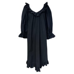 Yves Saint Laurent Schwarzes Trapezkleid aus Baumwolle mit Rüschen, 1980er Jahre