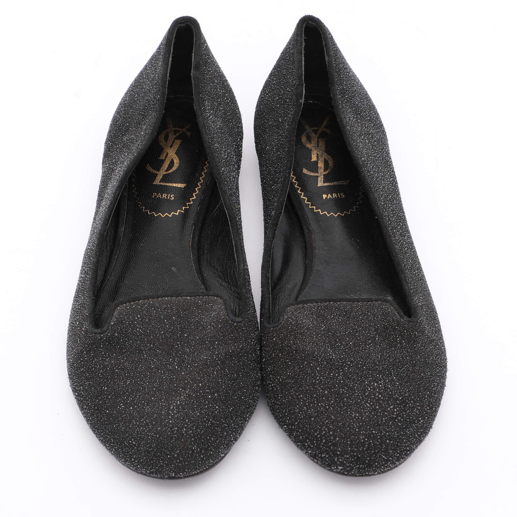 Noir Yves Saint Laurent - Slippers de smoking noirs pailletés, taille 34 en vente