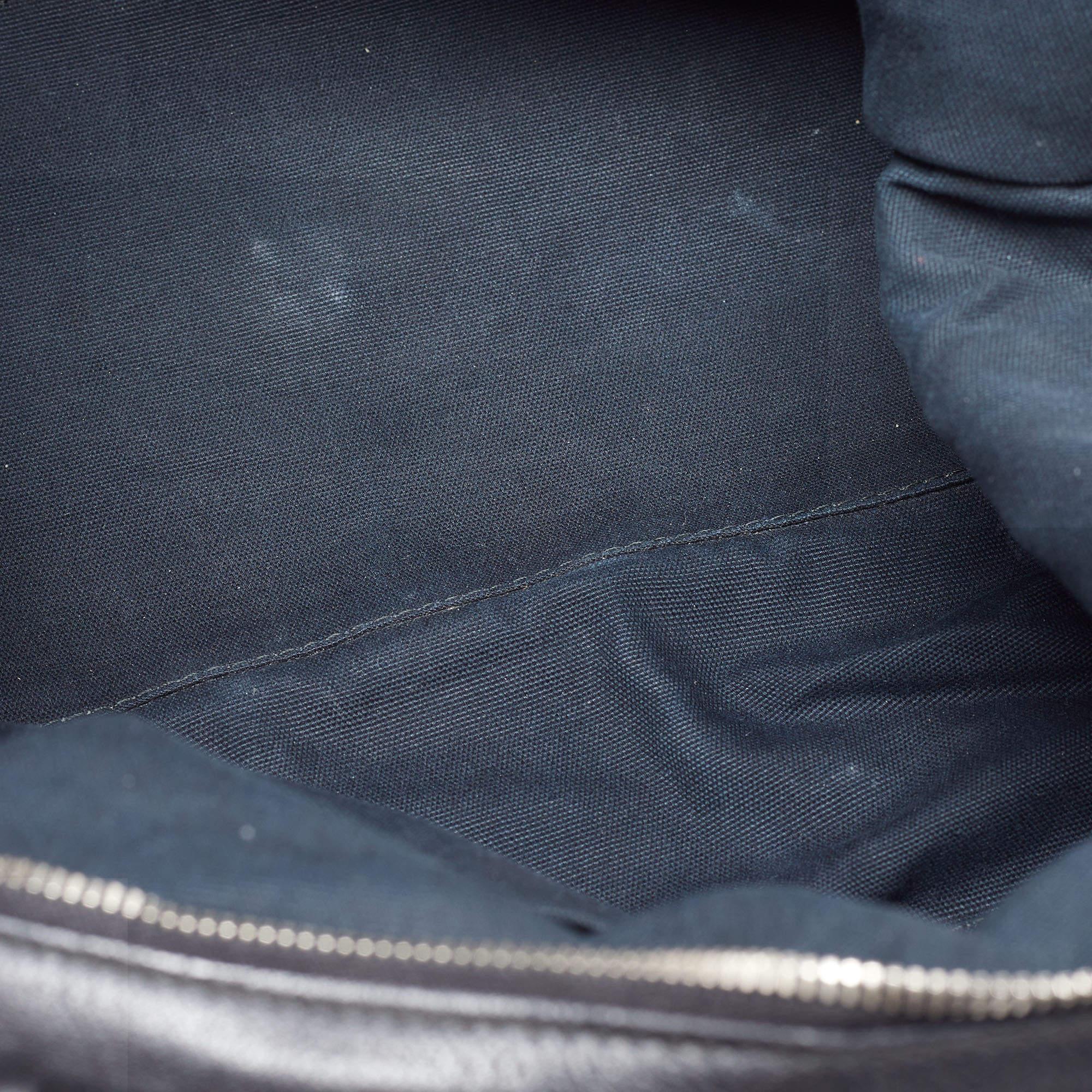 Yves Saint Laurent Medium Easy Y Tasche aus schwarzem Leder und Lackleder im Angebot 11