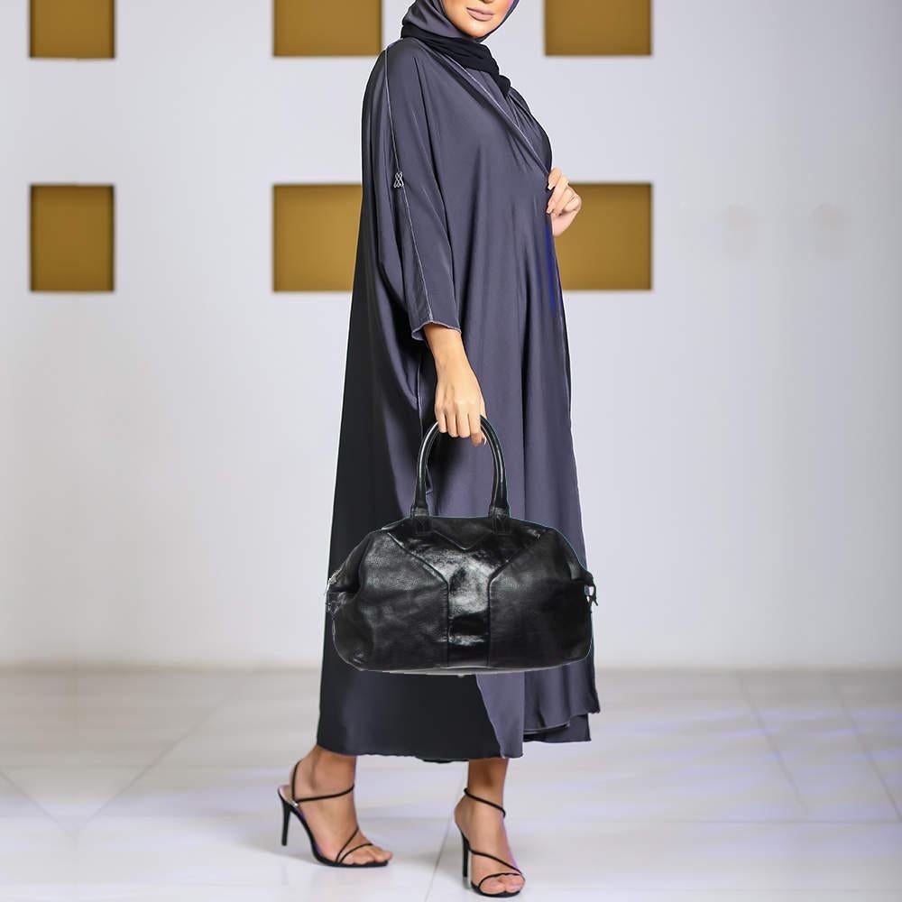 Yves Saint Laurent Black Leather and Patent Medium Easy Y Bag In Fair Condition For Sale In Dubai, Al Qouz 2