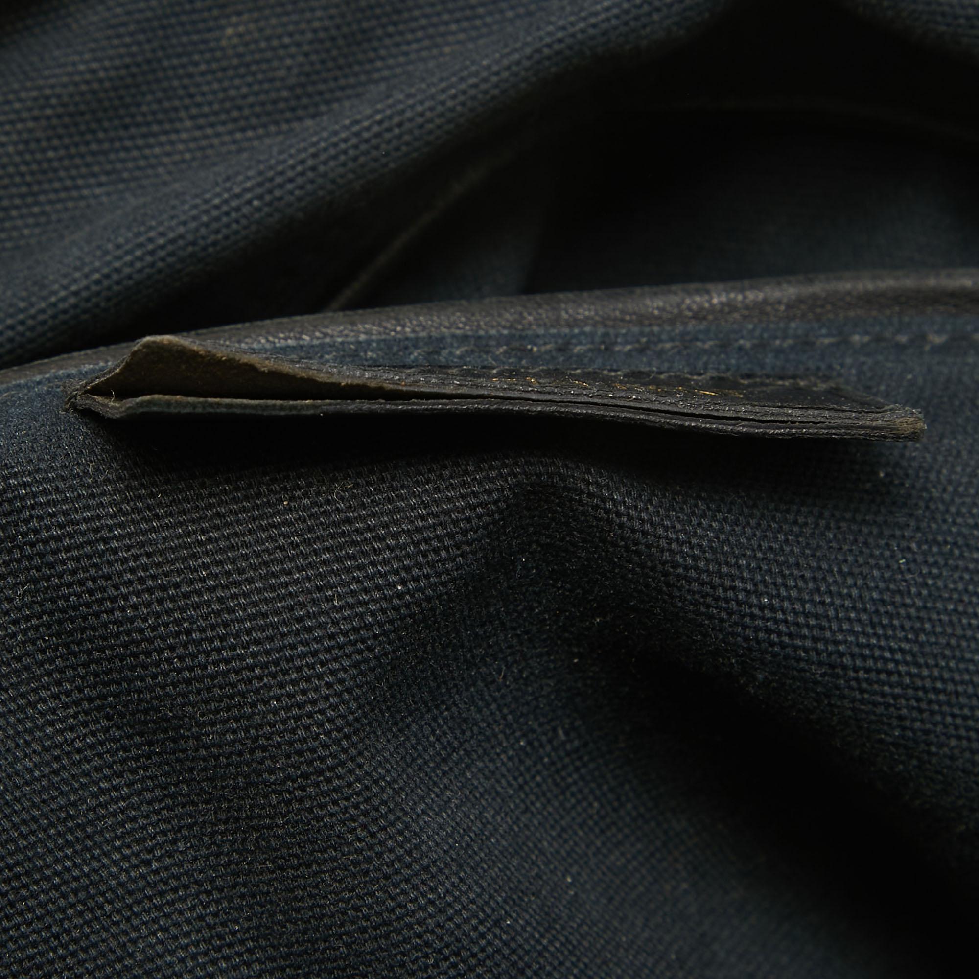 Yves Saint Laurent Easy Y Boston Tasche aus schwarzem Leder im Angebot 13