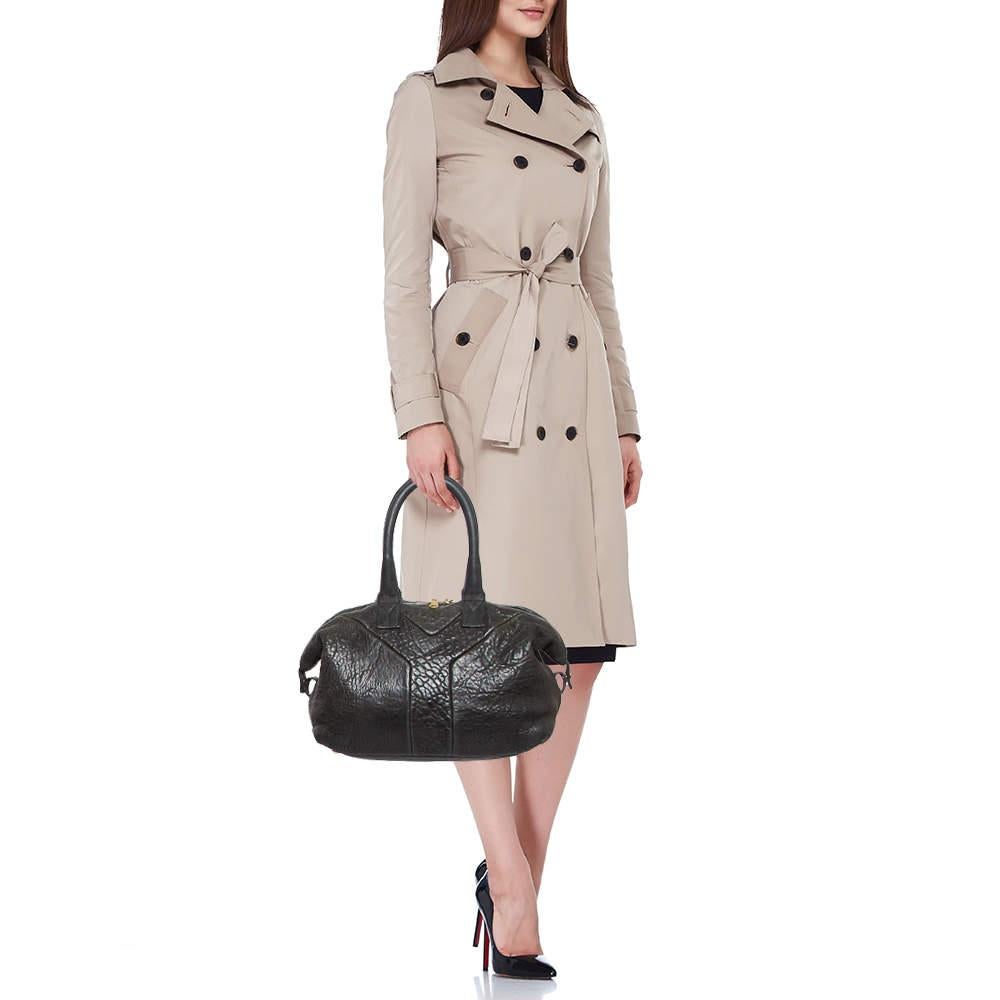 Yves Saint Laurent Black Leather Easy Y Boston Bag In Fair Condition In Dubai, Al Qouz 2