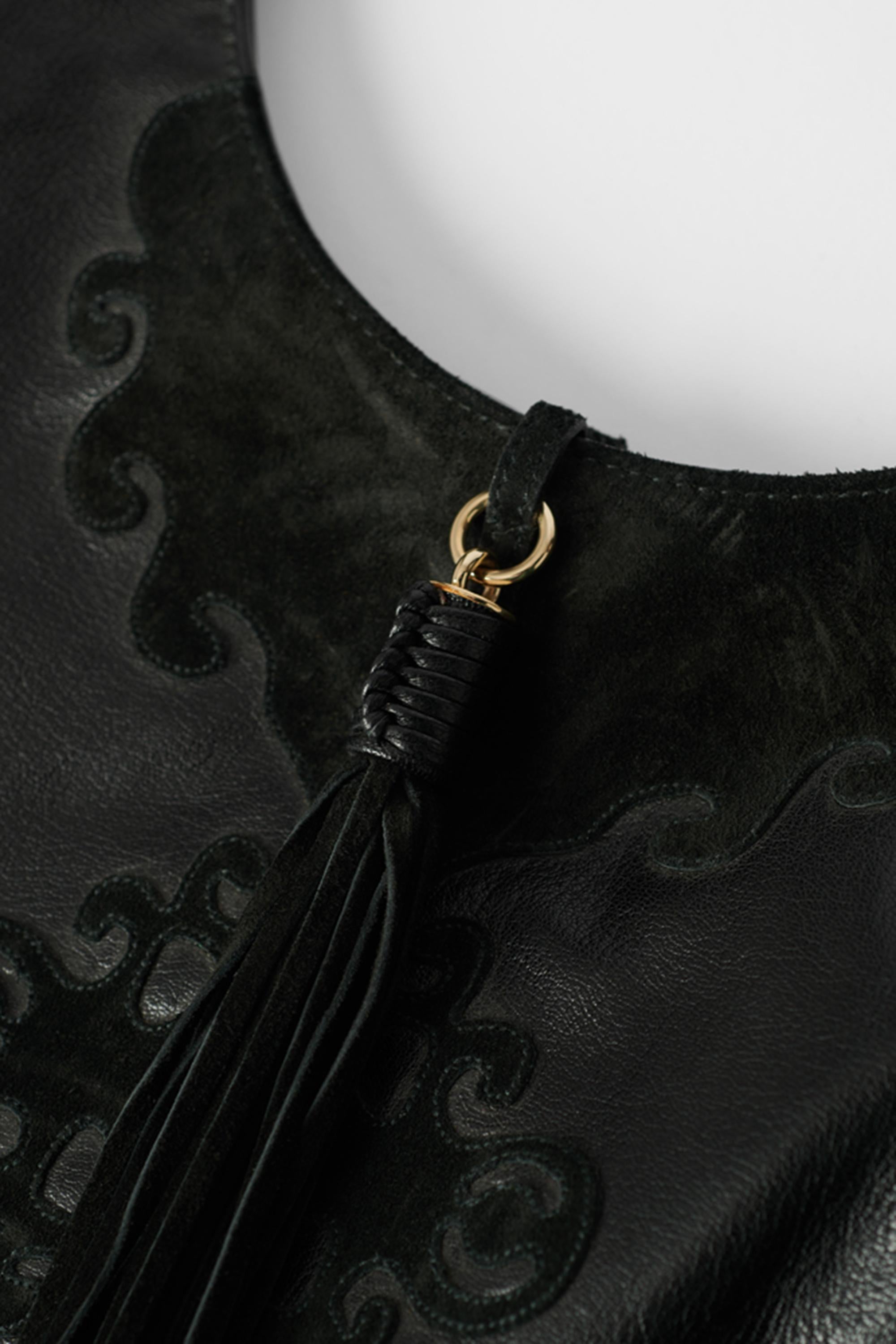 Women's Yves Saint Laurent  Black Leather Hobo Bag with Tassel