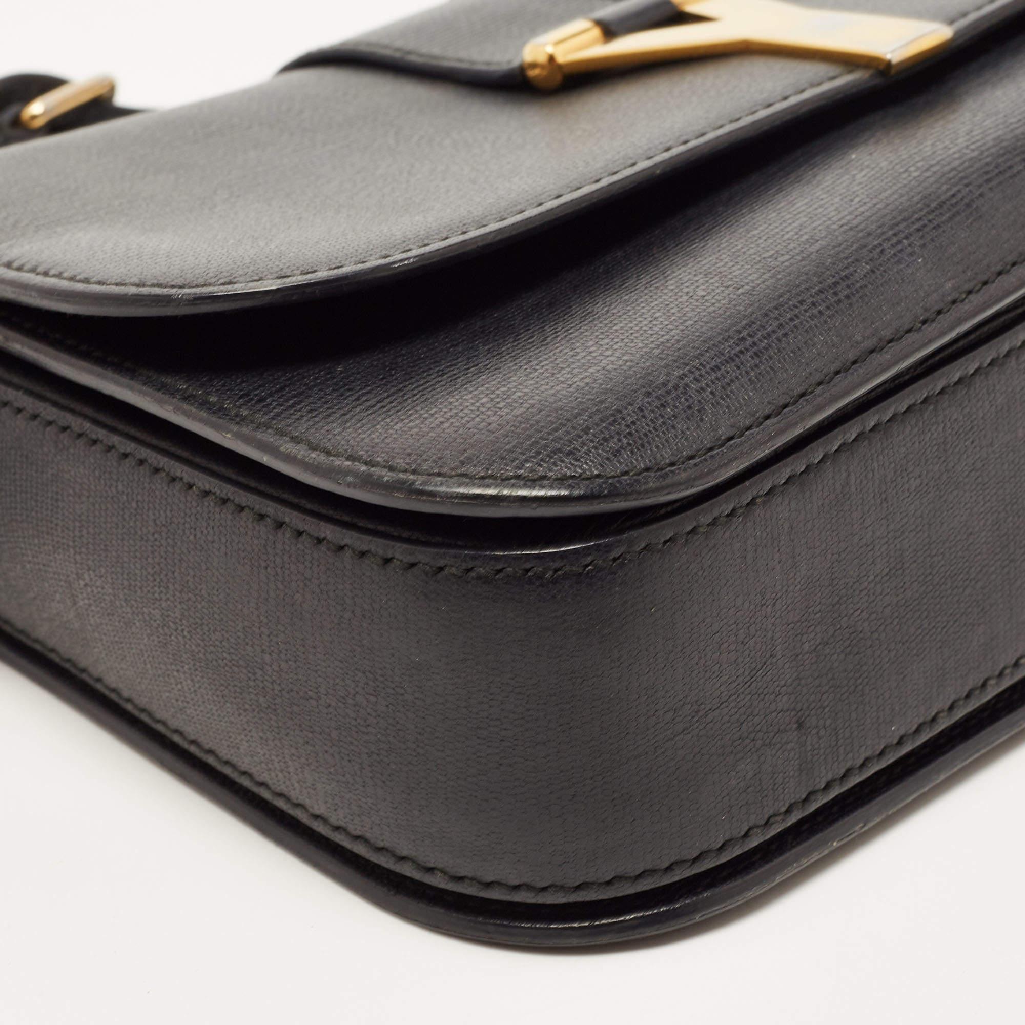 Yves Saint Laurent Black Leather Large Chyc Flap Shoulder Bag 5