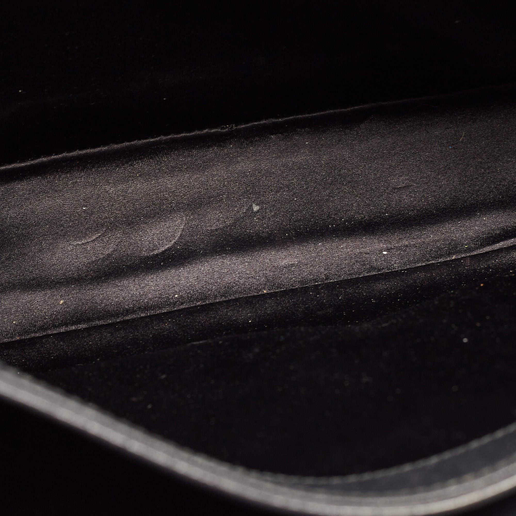 Yves Saint Laurent Black Leather Large Chyc Flap Shoulder Bag 8