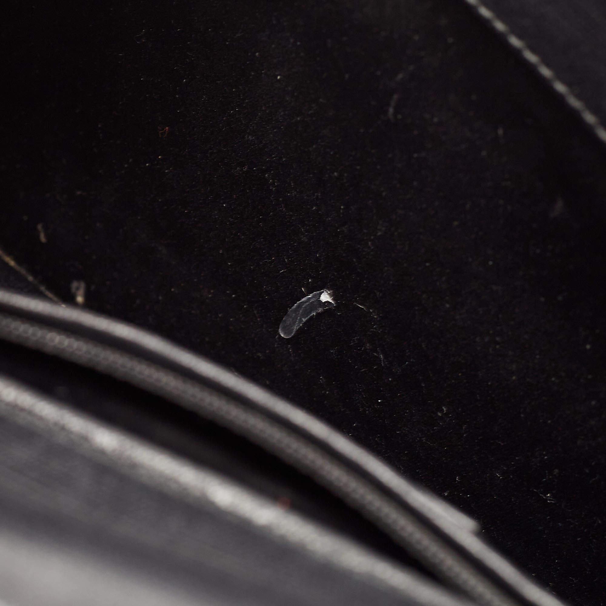 Yves Saint Laurent Black Leather Large Chyc Flap Shoulder Bag 1