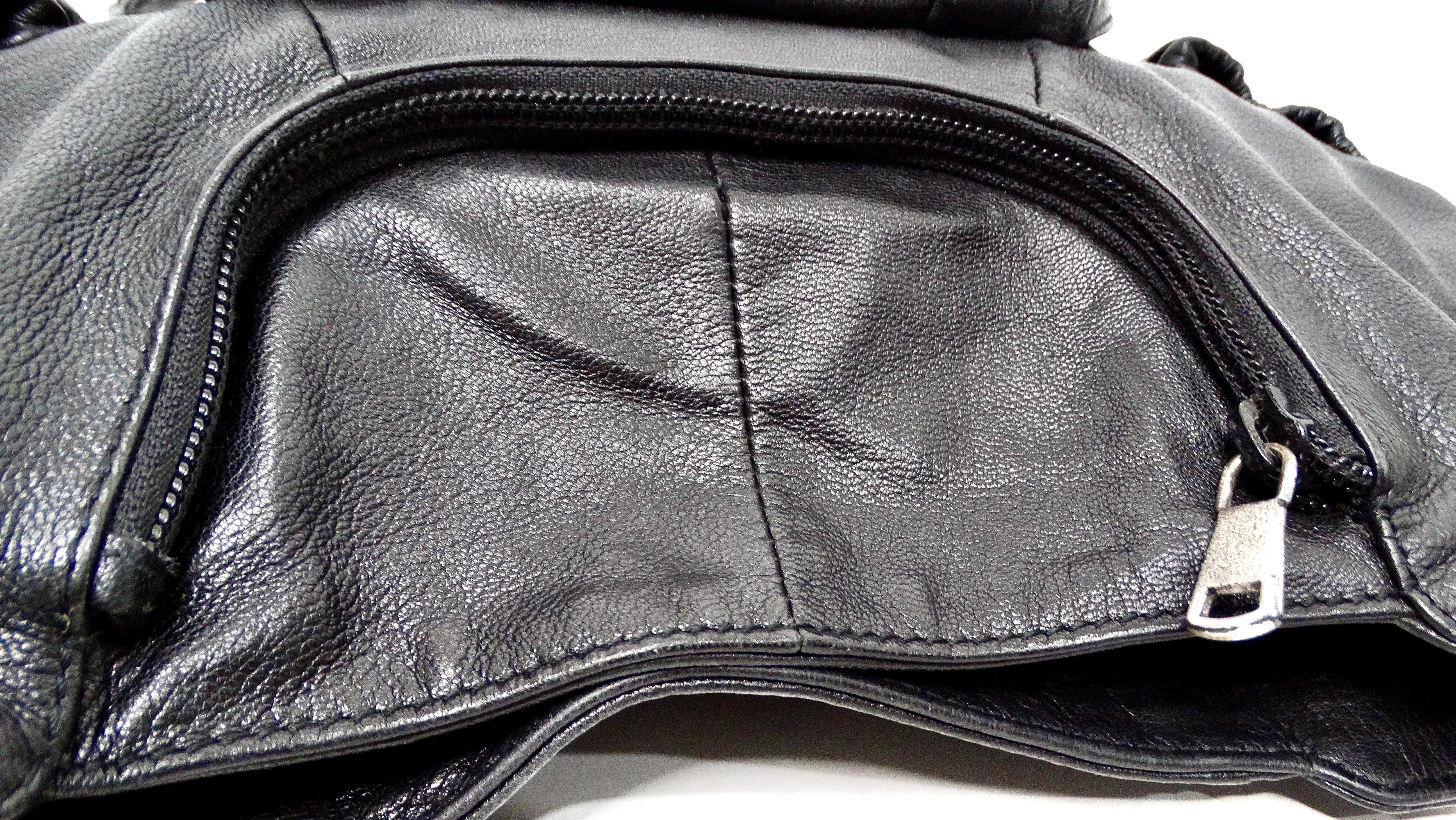 Yves Saint Laurent Borsa a tracolla in pelle nera Mala Mala Horn, circa 2 anni fa in vendita 4