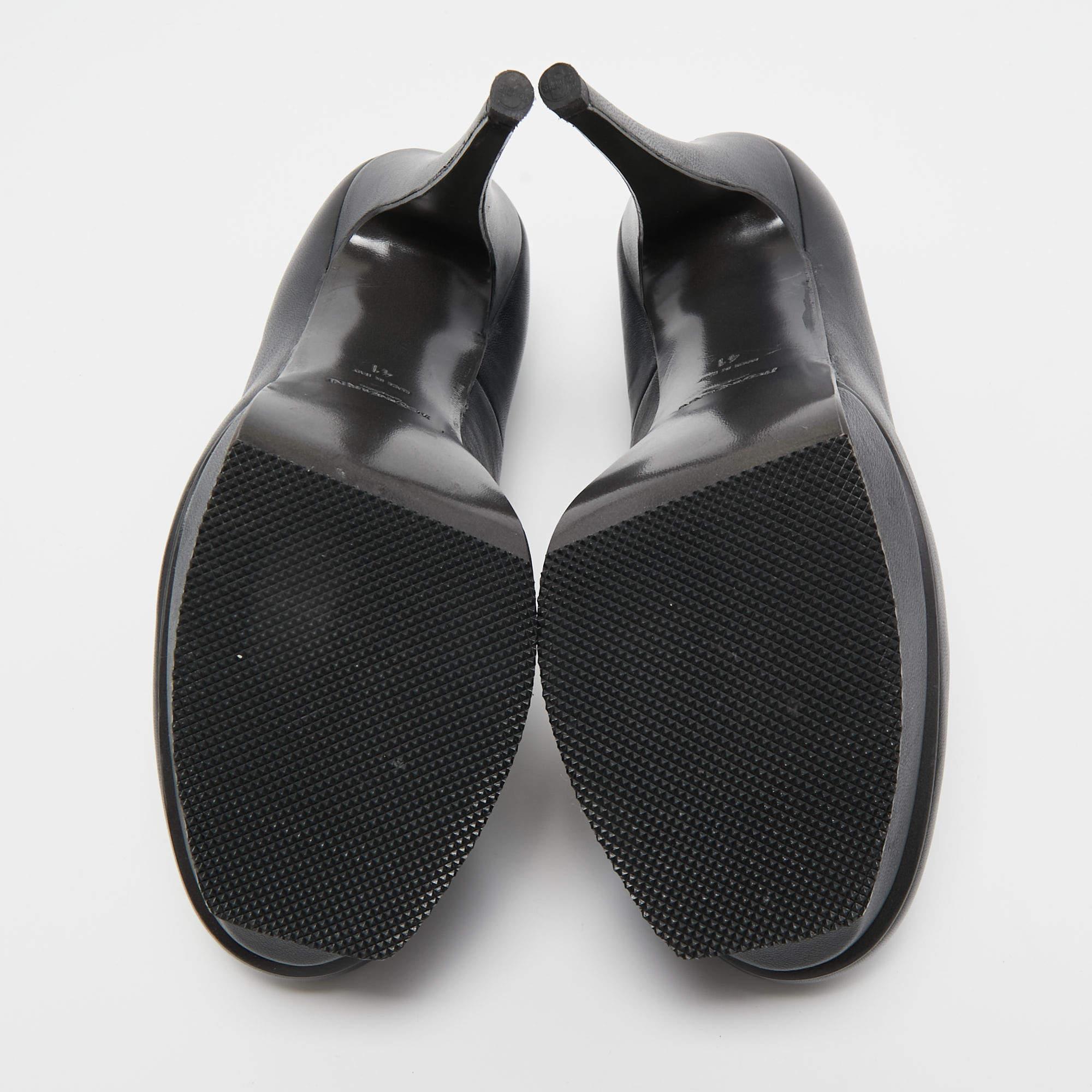 Yves Saint Laurent escarpins à plateforme en cuir noir Tribtoo Taille 41 en vente 1
