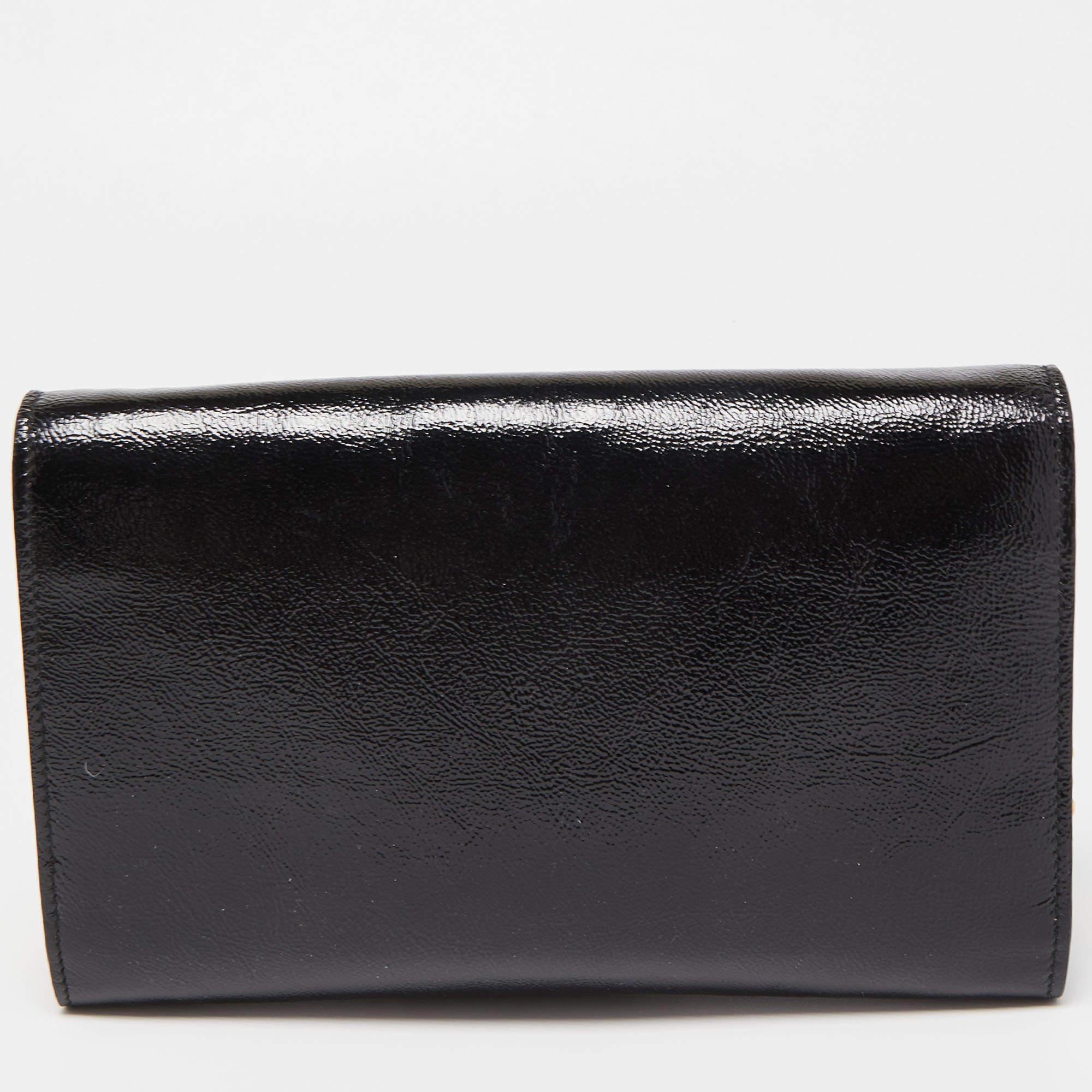 Yves Saint Laurent Black Patent Leather Belle De Jour Wallet on Chain 4