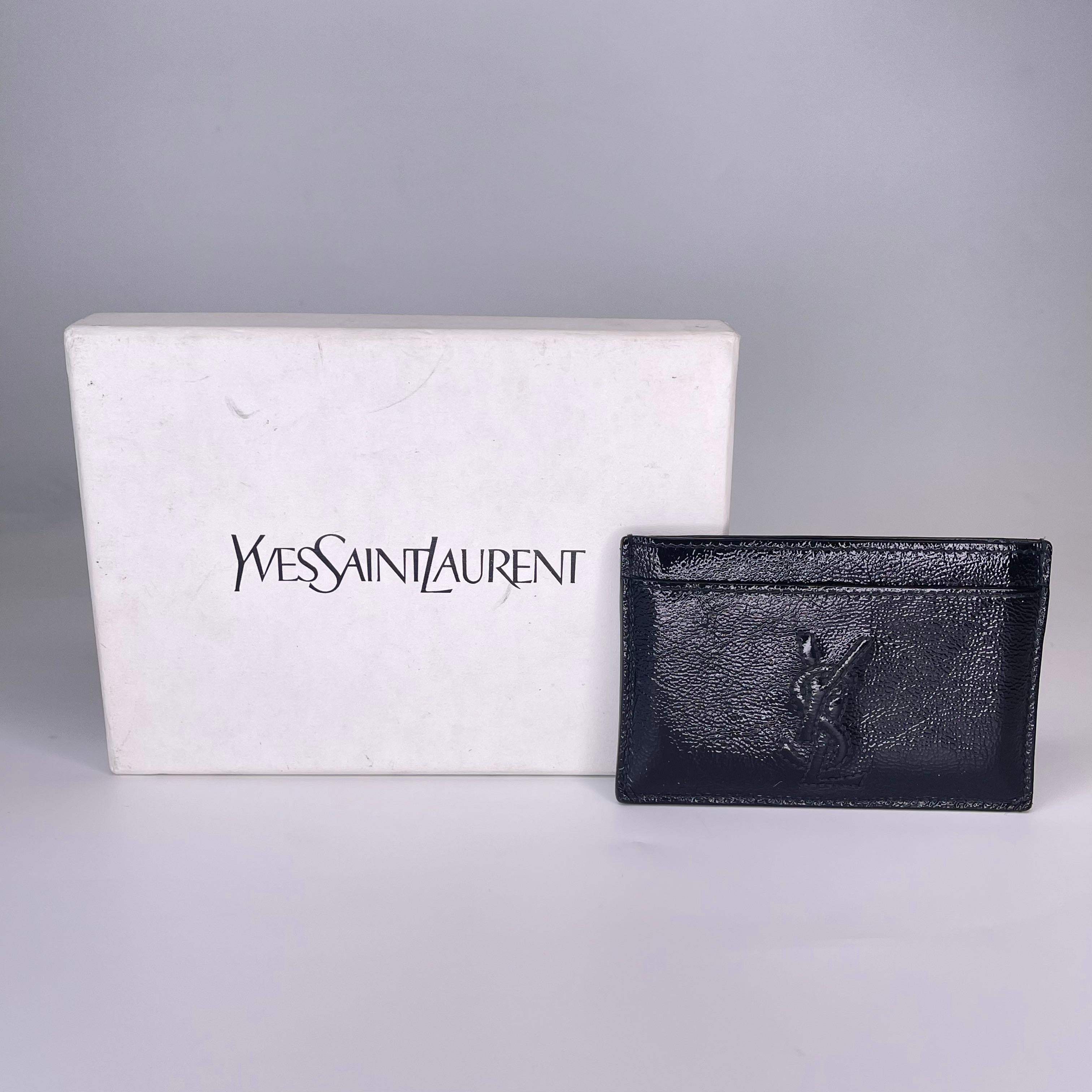 Yves Saint Laurent Black Patent Leather Monogram Card Holder Wallet (513092) In Good Condition In Montreal, Quebec