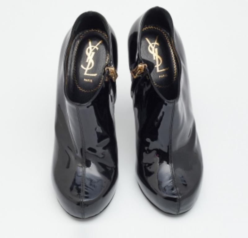 Noir Yves Saint Laurent - Bottines à plateforme en cuir verni noir - Taille 38,5 en vente