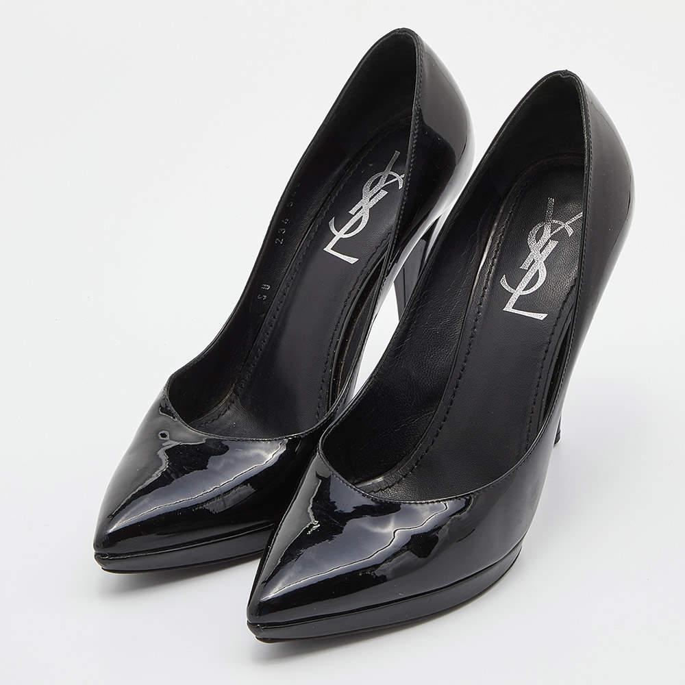 Féminité et élégance sont au rendez-vous  ces escarpins présentent une silhouette chic et un design attrayant. Vous pouvez porter ces escarpins pour un look élégant.