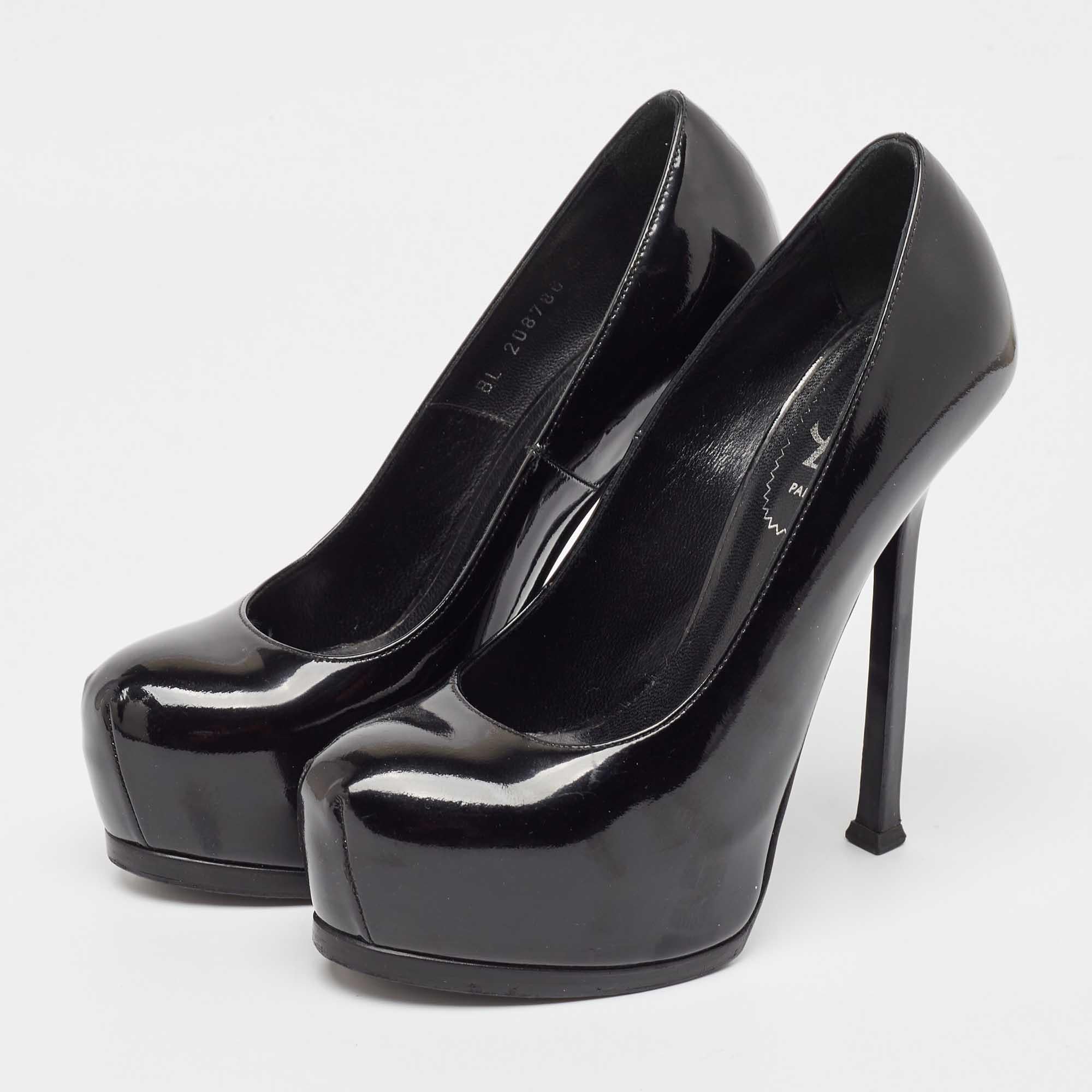 Exhibit an elegant style with this pair of pumps. These elegant shoes are crafted from quality materials. They are set on durable soles and sleek heels.