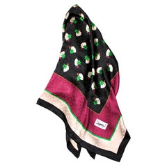 Pañuelo de seda vintage con estampado floral de lunares negros Yves Saint Laurent