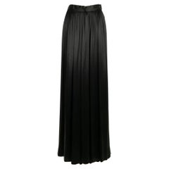 Yves Saint Laurent Schwarzer Satinrock aus Satin