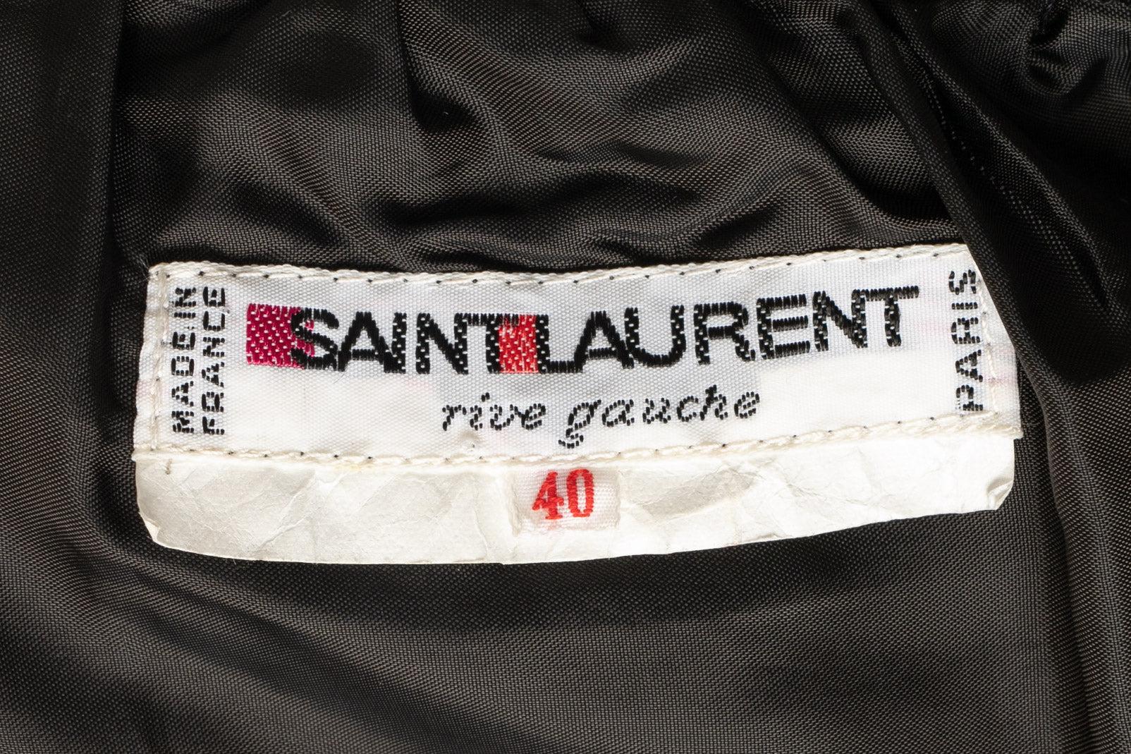Yves Saint Laurent jupe noire à sequins en vente 5