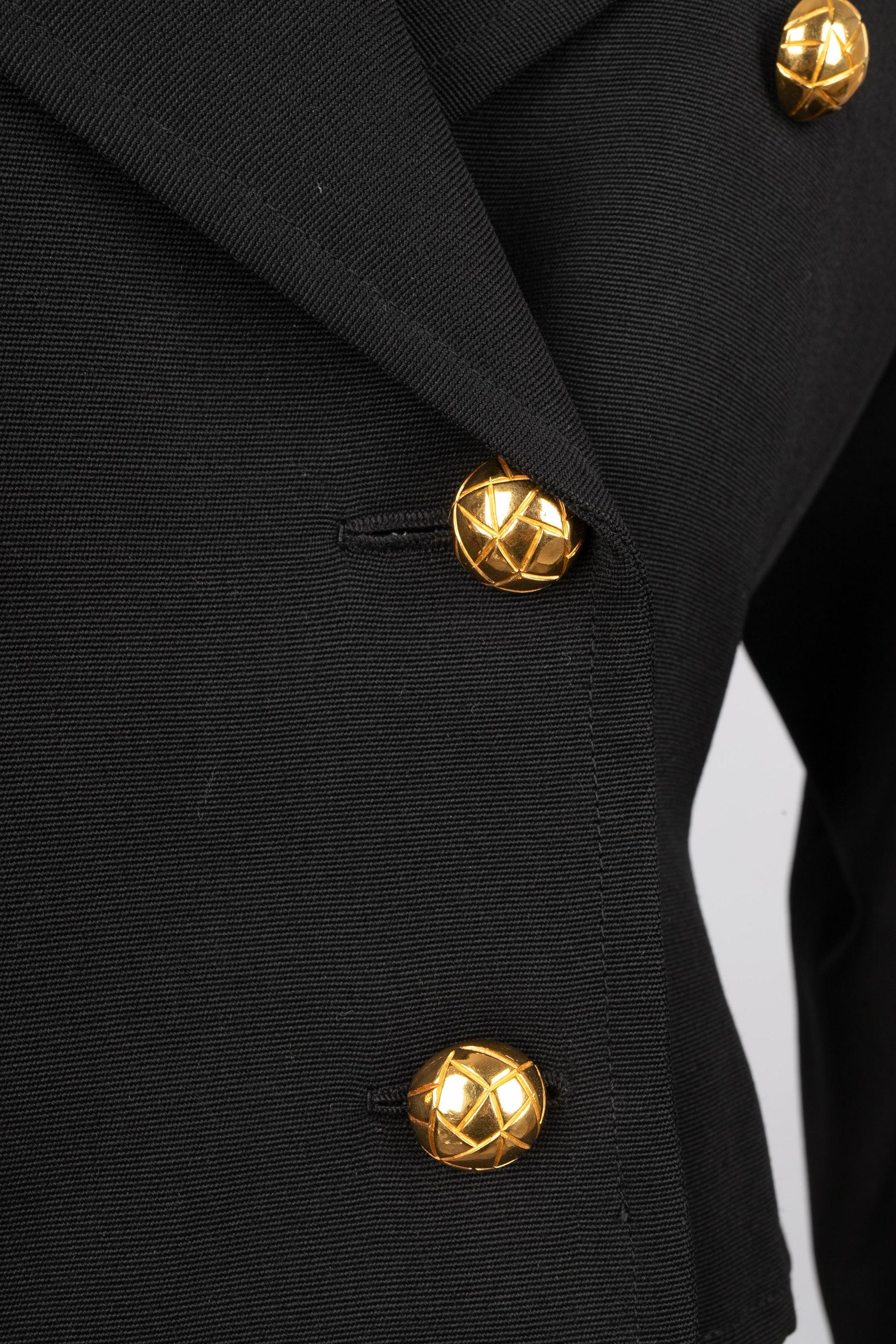 Yves Saint Laurent Tailleur jupe noir rehaussé d'une ceinture en satin Haute Couture en vente 5