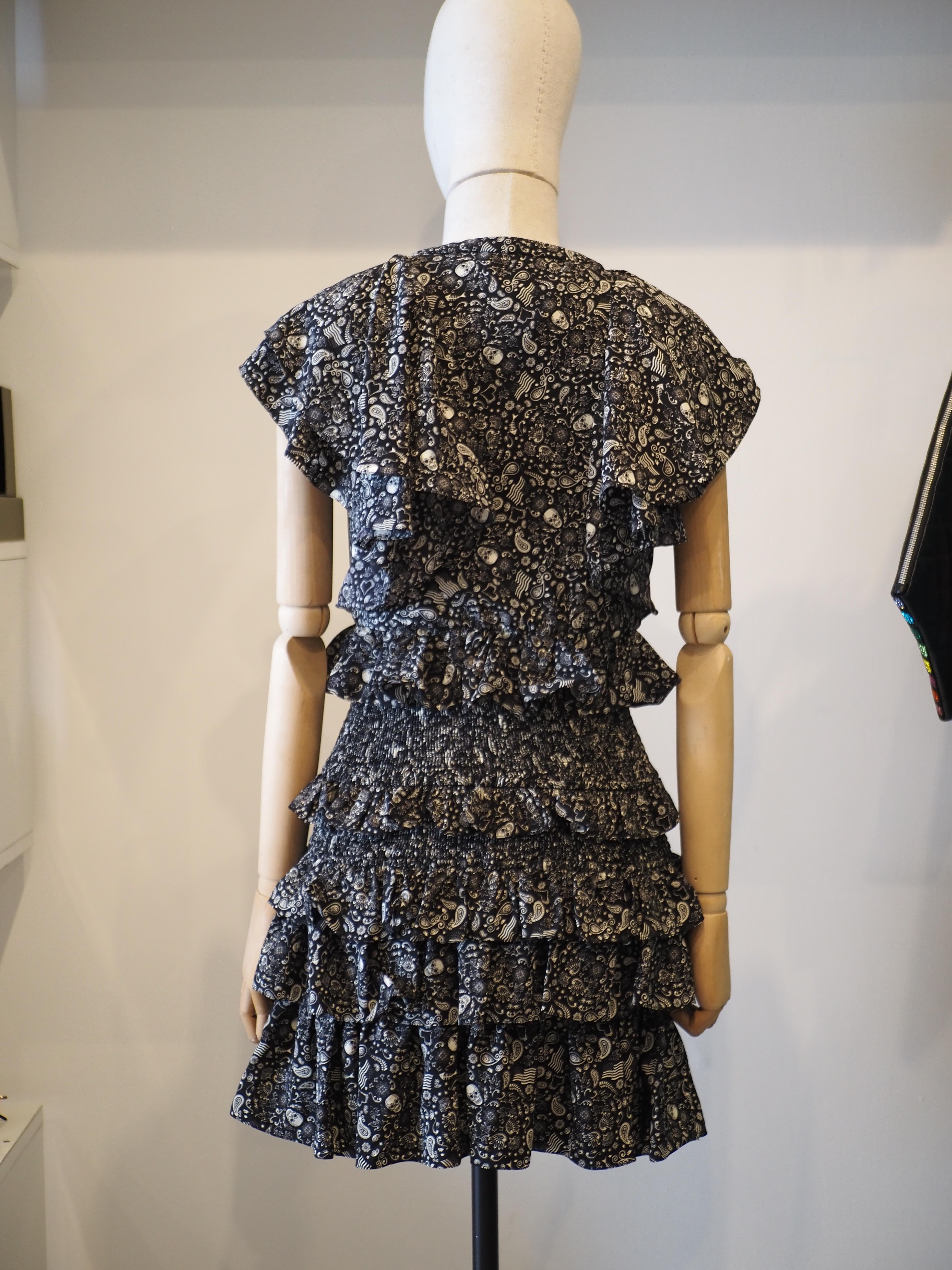 Abito con teschi neri di Yves Saint Laurent in vendita 3