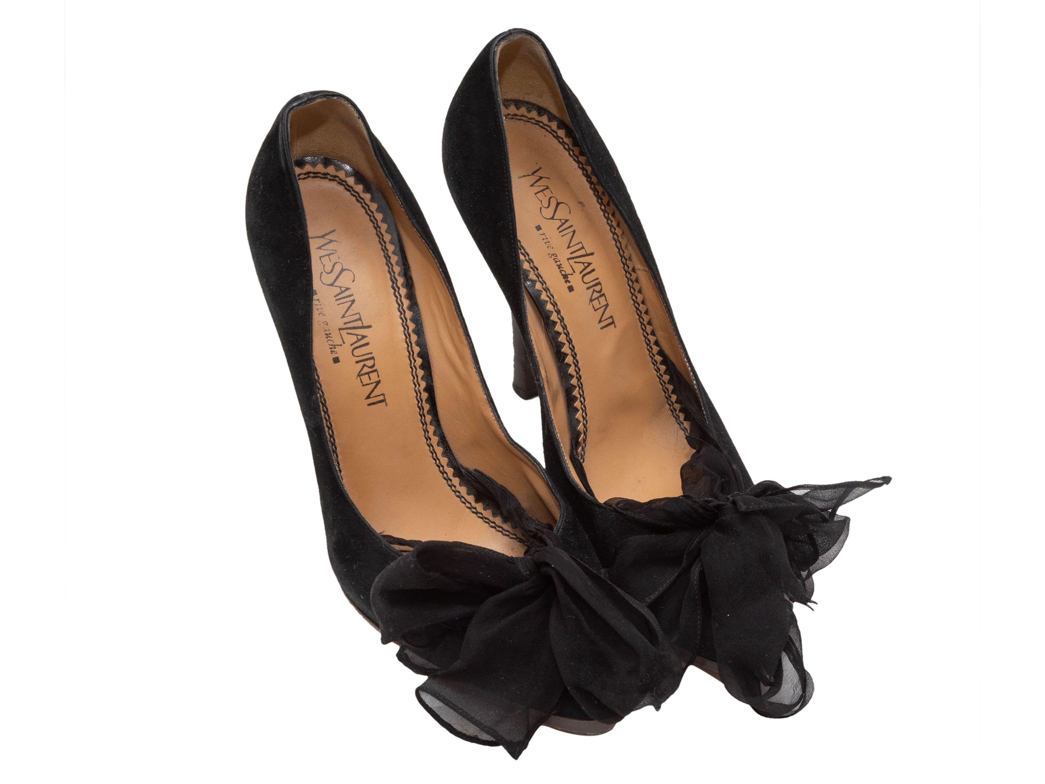 Yves Saint Laurent Black Suede Bow Pumps In Good Condition In New York, NY