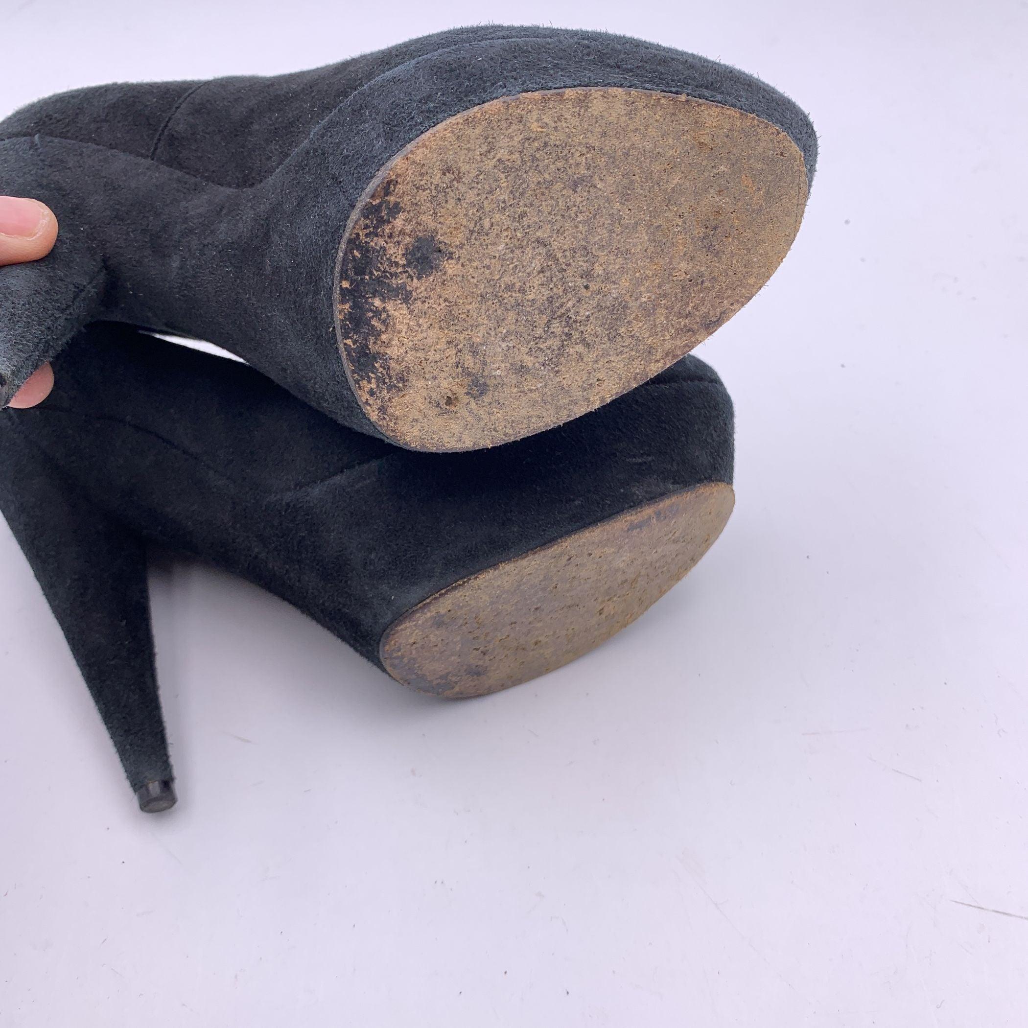 Yves Saint Laurent Schwarze Wildleder Plateau Pumps mit geschlossener Zehe und Absatz 40 2