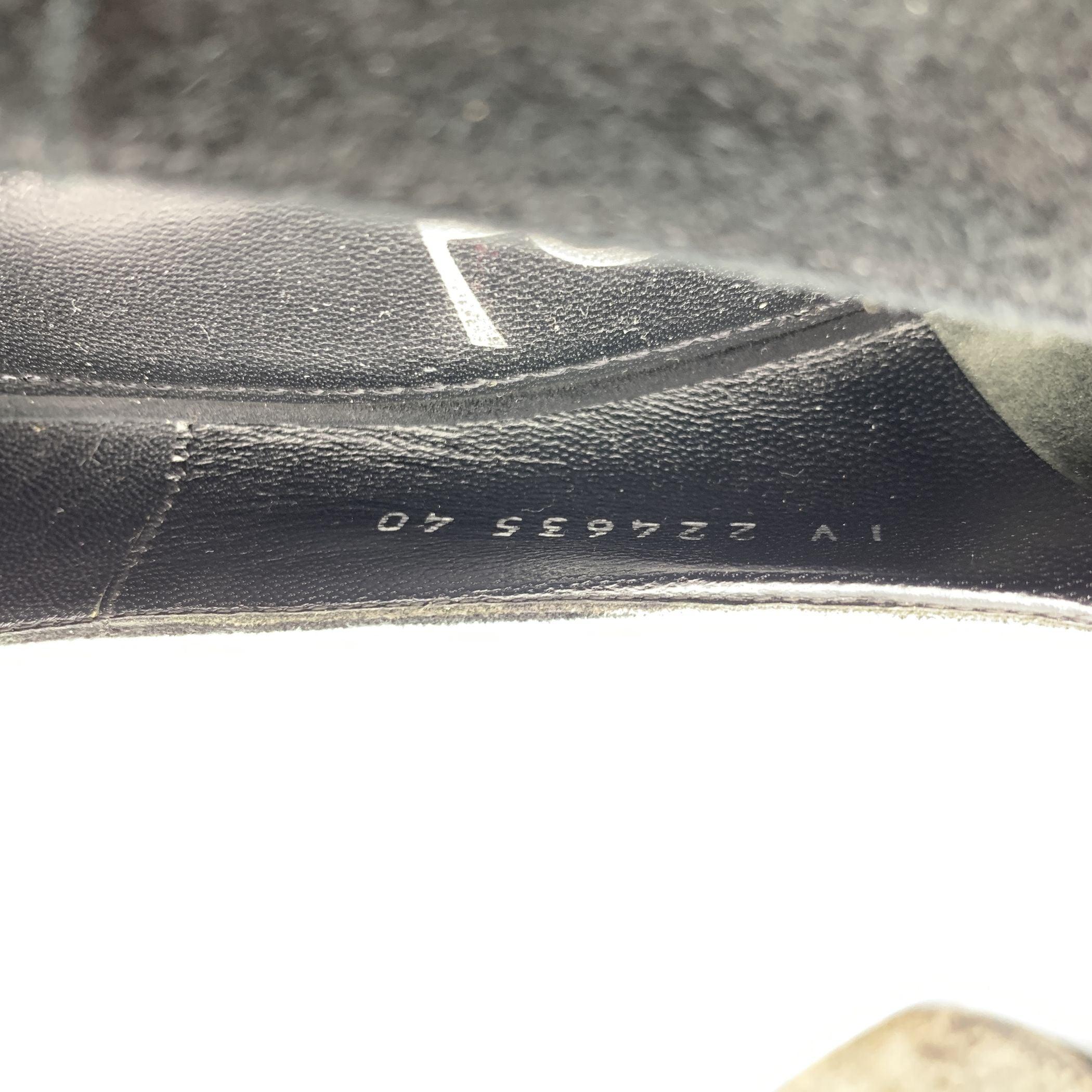 Yves Saint Laurent Schwarze Wildleder Plateau Pumps mit geschlossener Zehe und Absatz 40 3