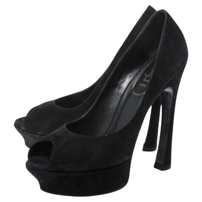 Yves Saint Laurent - Escarpins en daim noir Palais Platform Peep Toe Taille 38.5 en vente