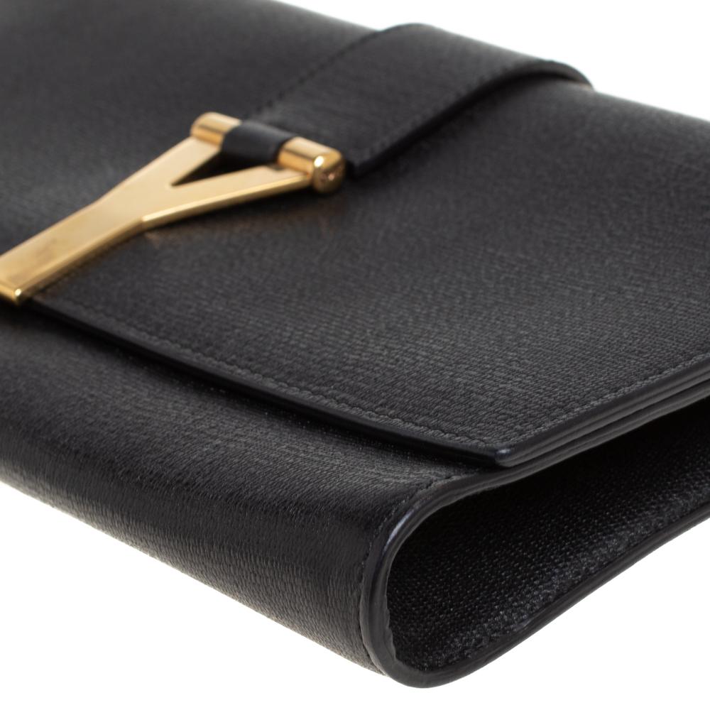 Yves Saint Laurent Black Textured Leather Y-Ligne Clutch In Good Condition In Dubai, Al Qouz 2