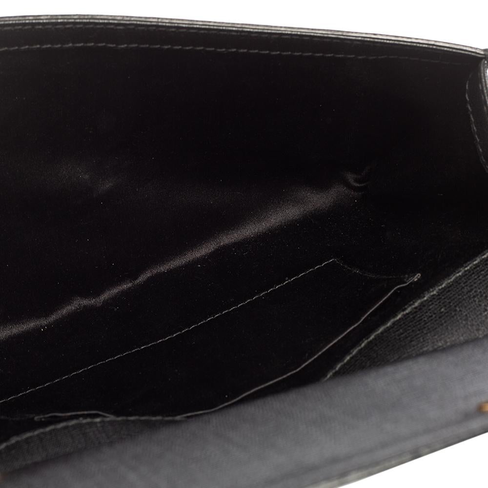 Yves Saint Laurent Black Textured Leather Y-Ligne Clutch 4